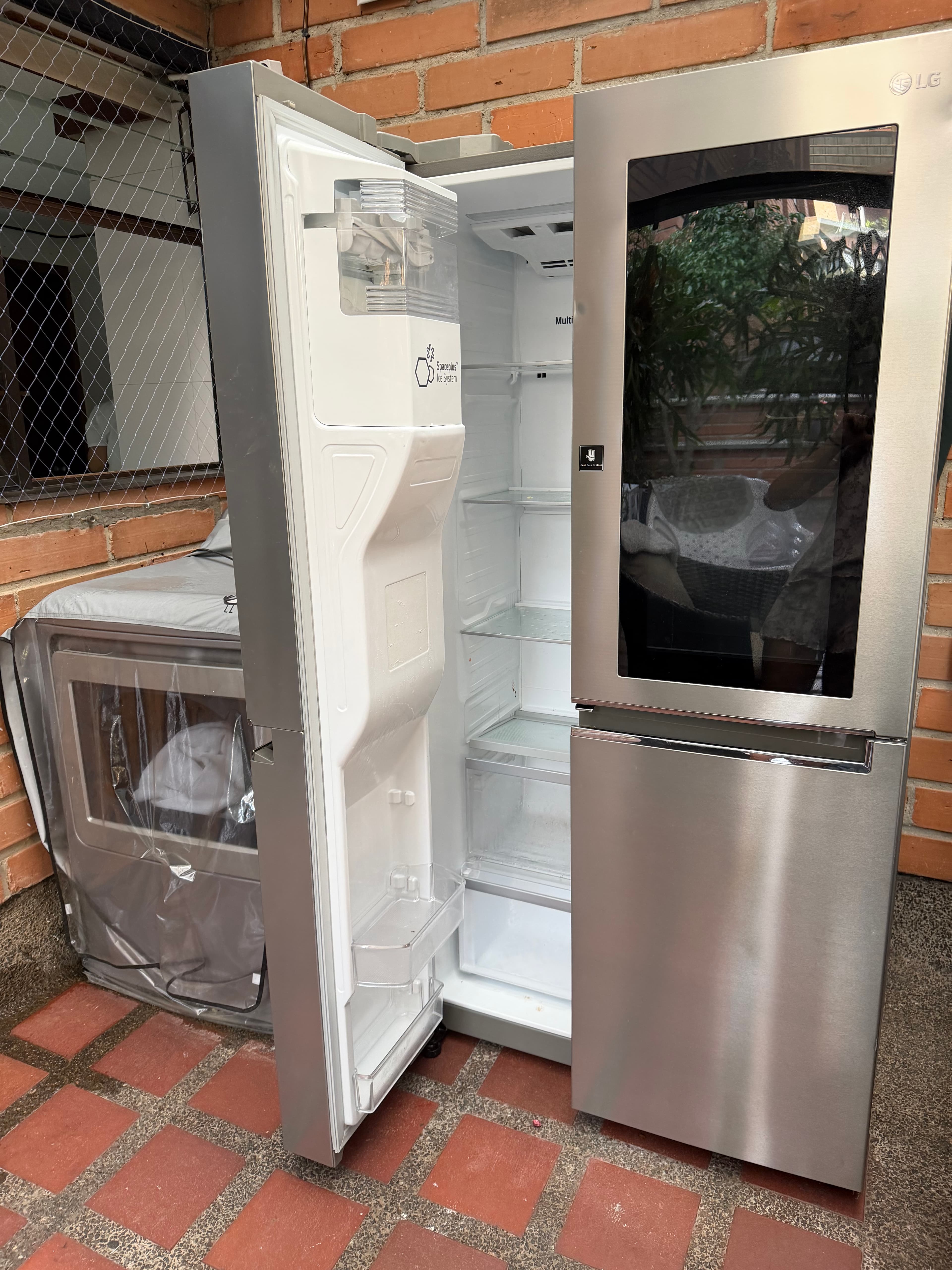 imagen de producto LG ThinQ