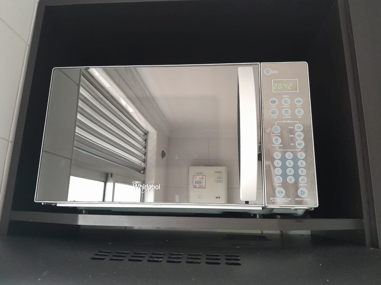 imagen de producto Horno Microondas Whirpool 20l
