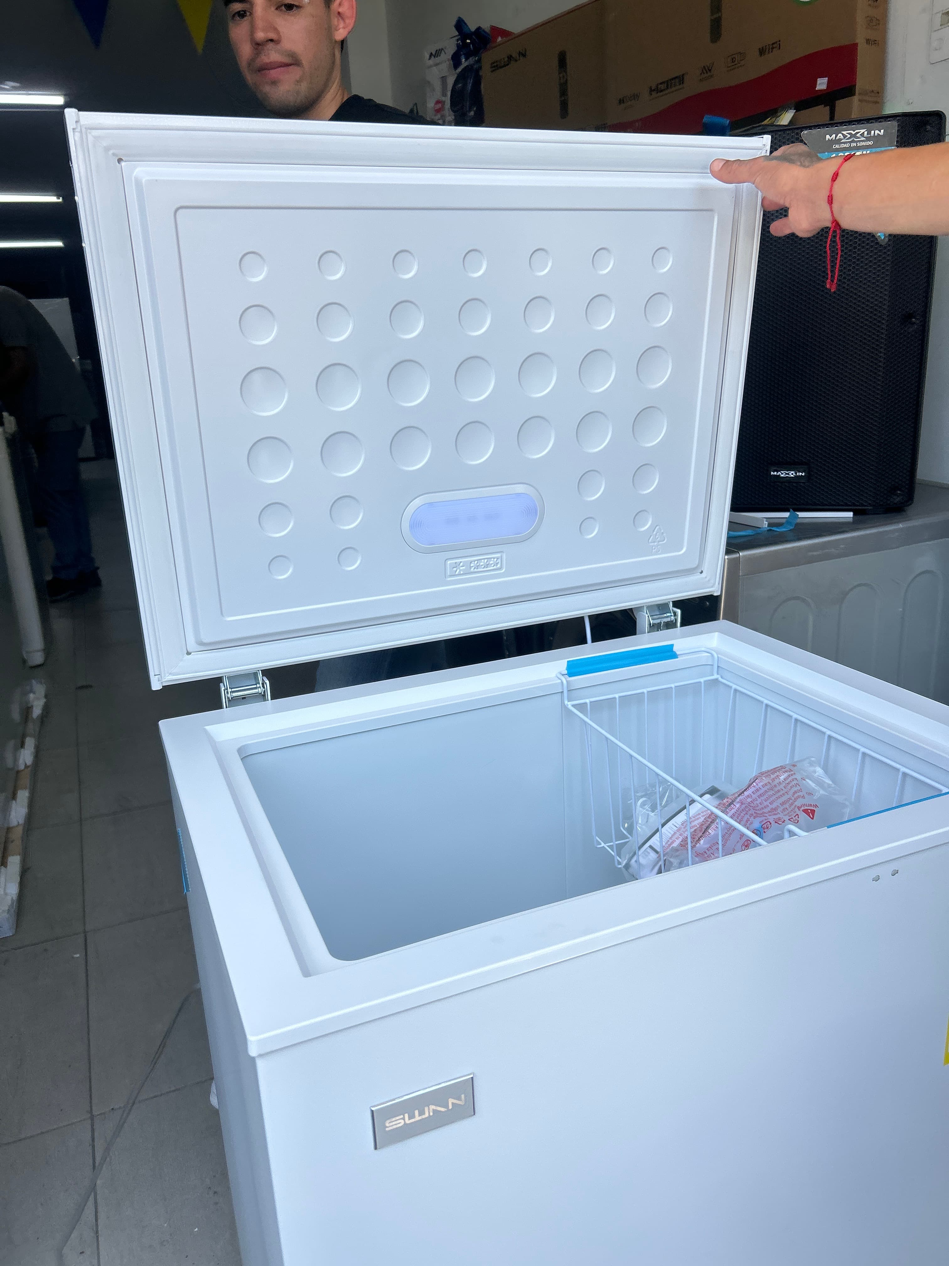 imagen de producto Congelador Swan