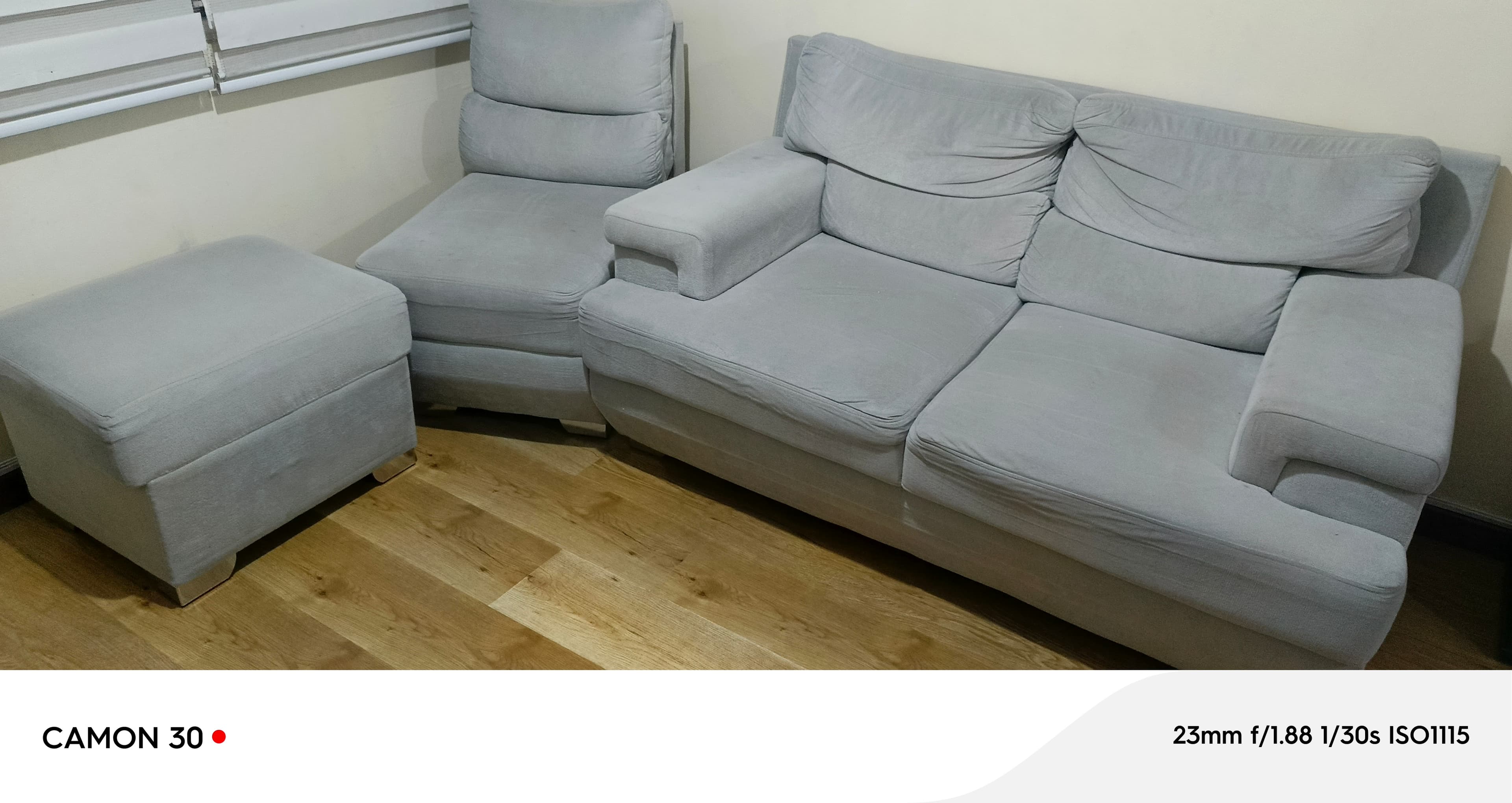 imagen de producto Sala con sofa de 2 puestos, silla y puf