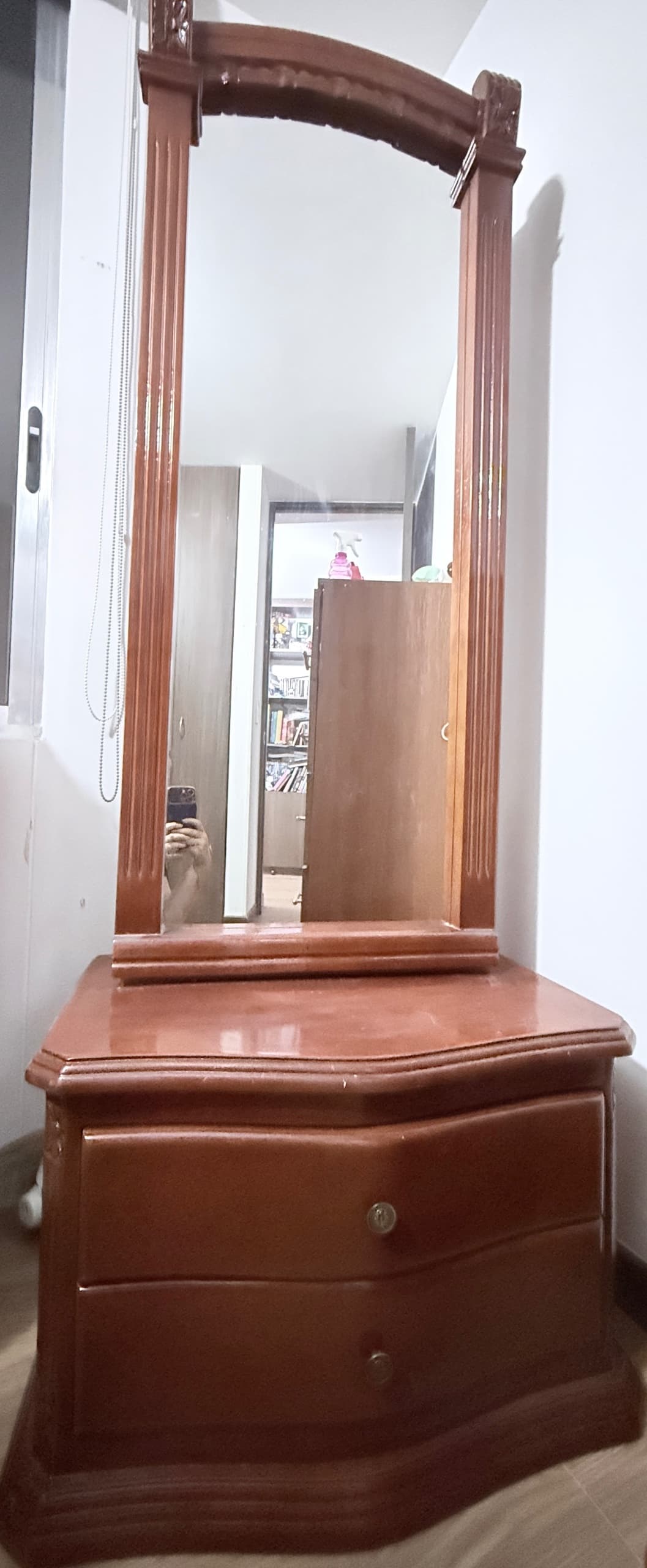 imagen de producto Tocador de madera