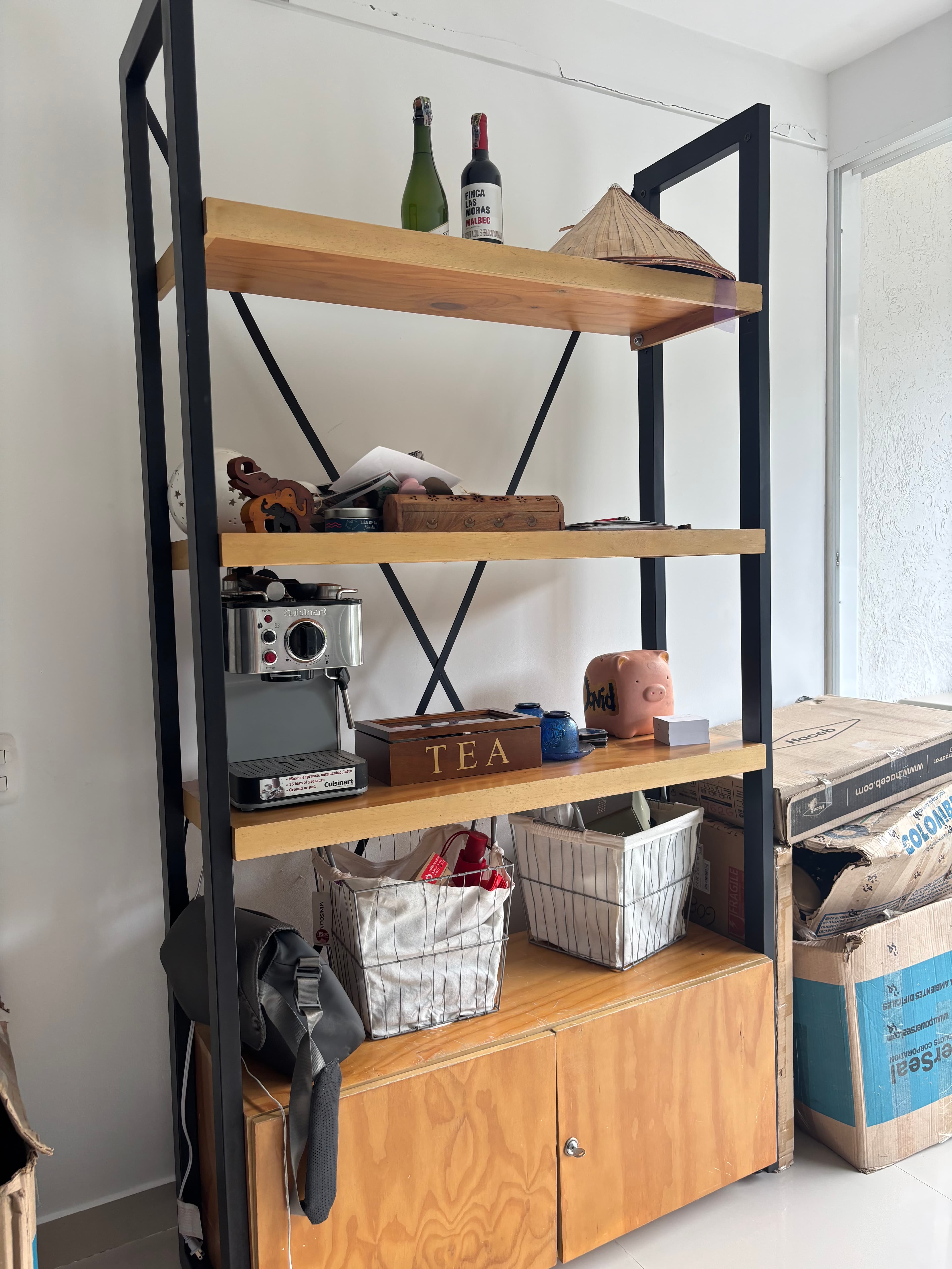 imagen de producto Moderns estantería en madera y metal