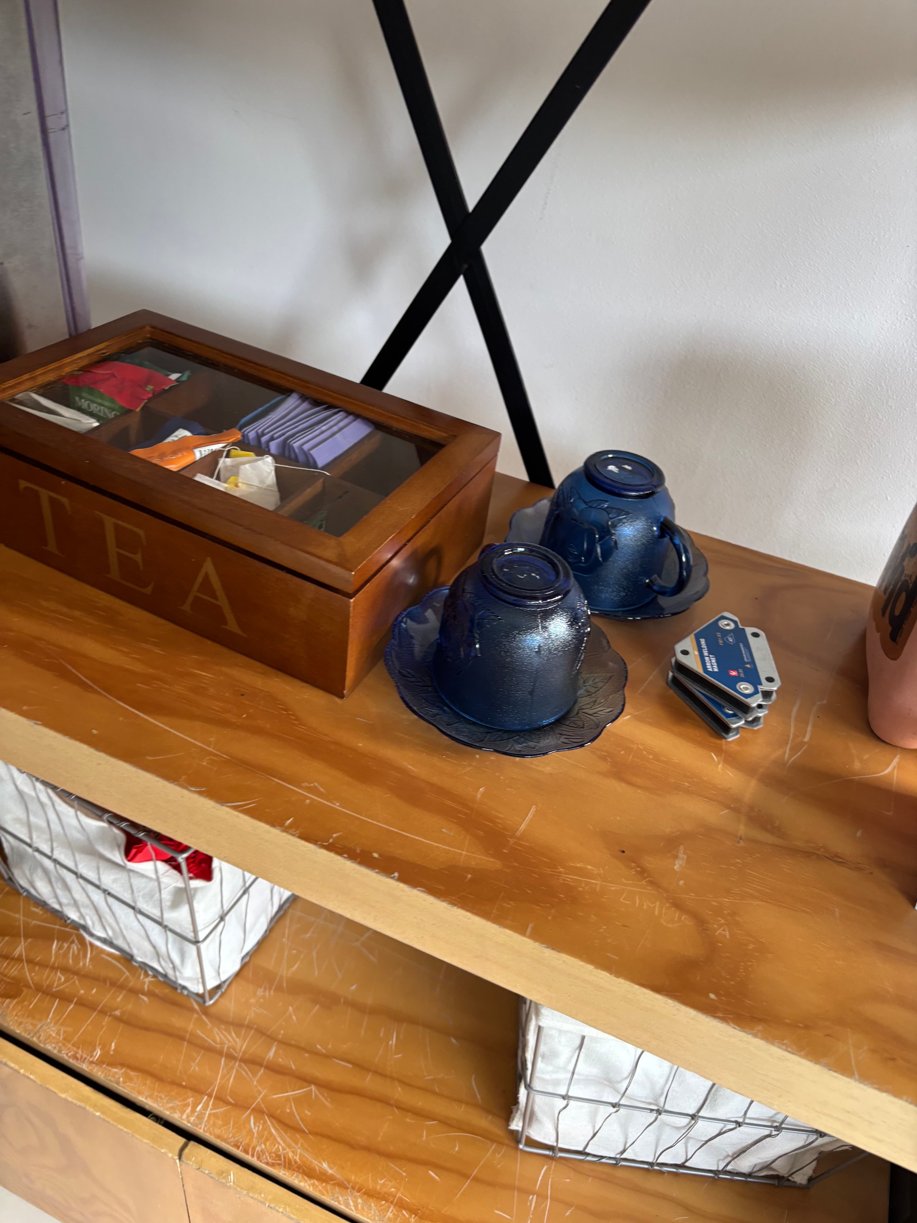 imagen de producto Moderns estantería en madera y metal