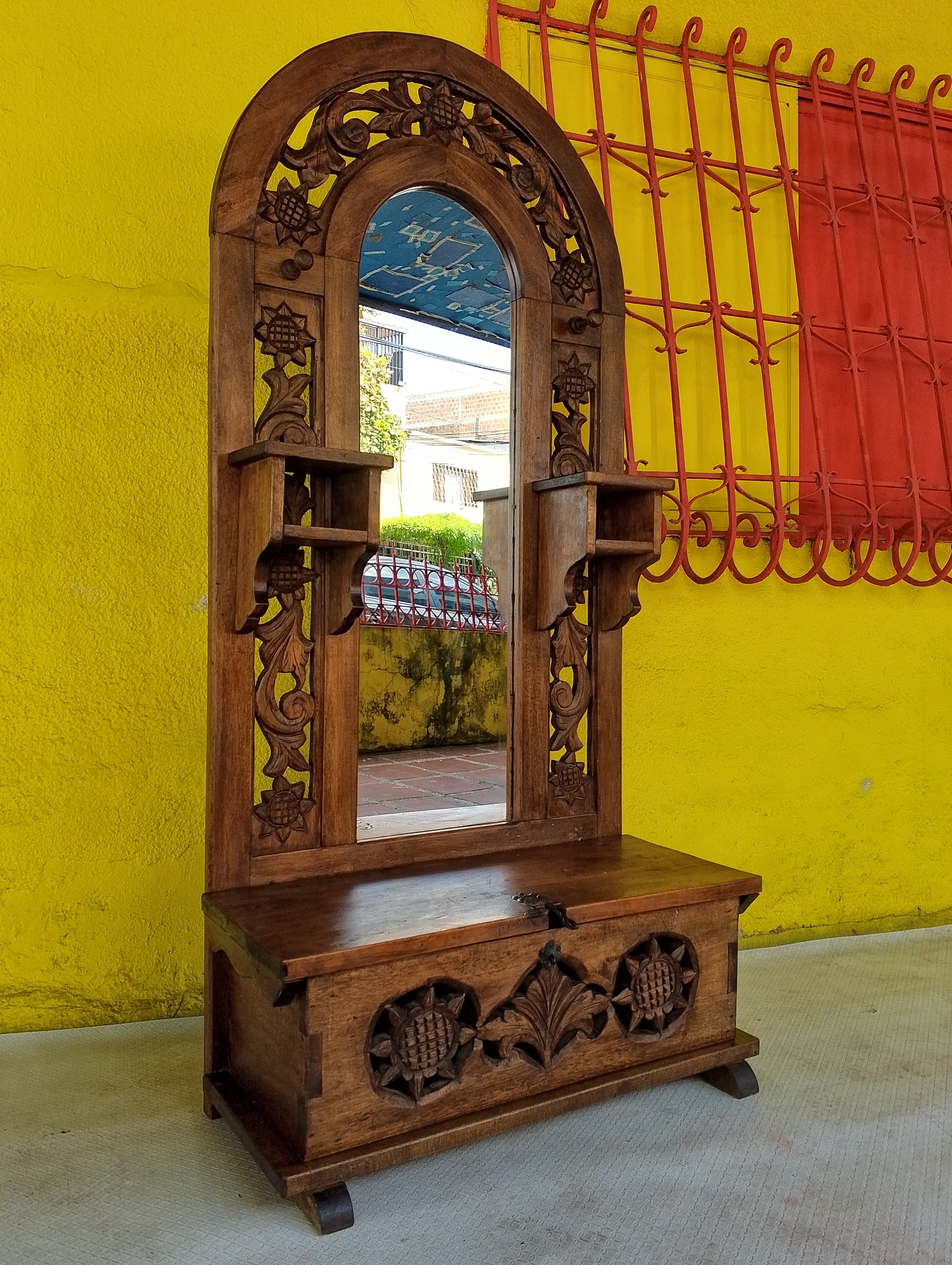 imagen de producto MUEBLE ANTIGUO BAUL ESPEJO MADERA ROBLE
