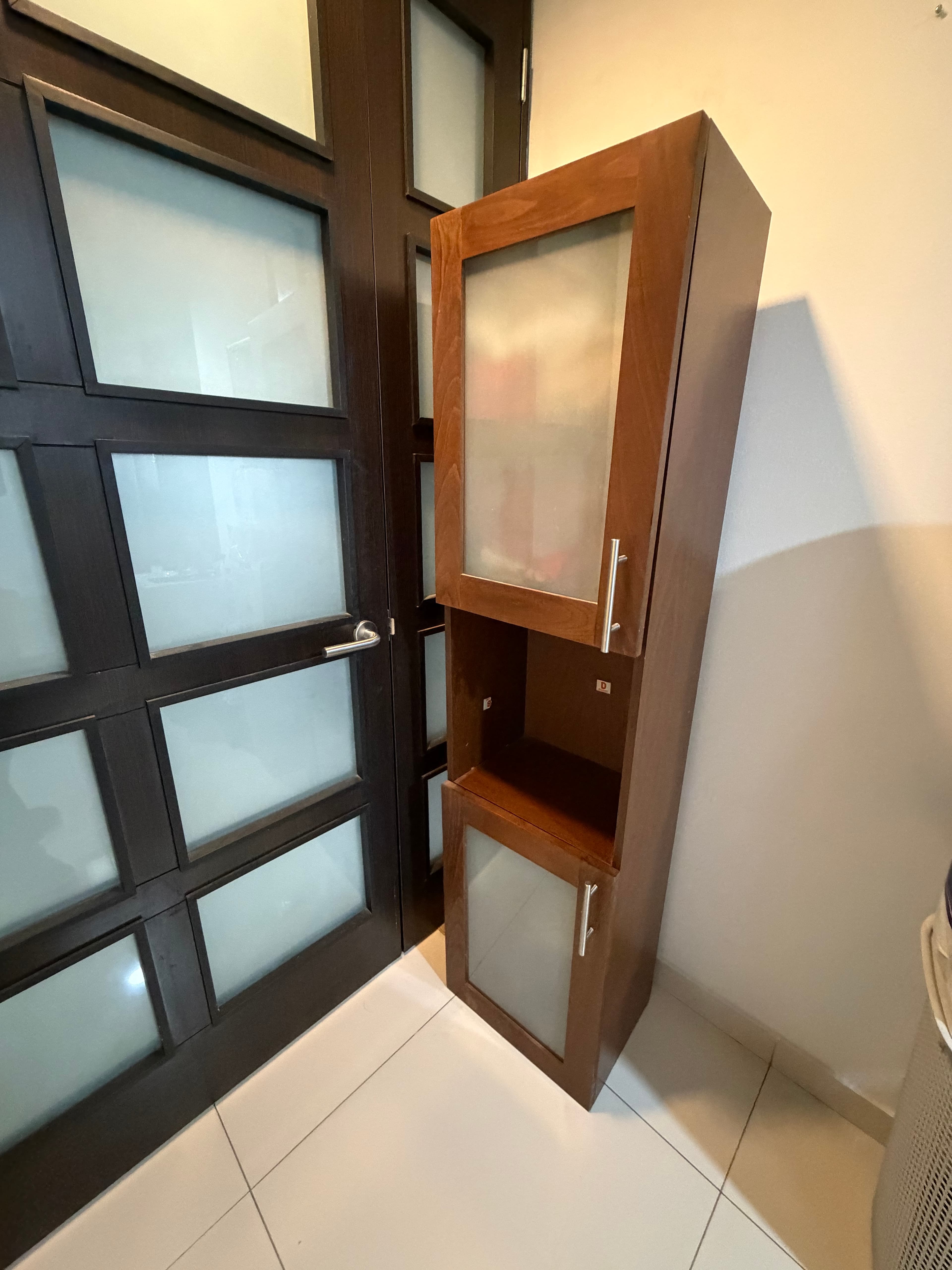 imagen de producto Mueble para organizar y guardar manteles o linos