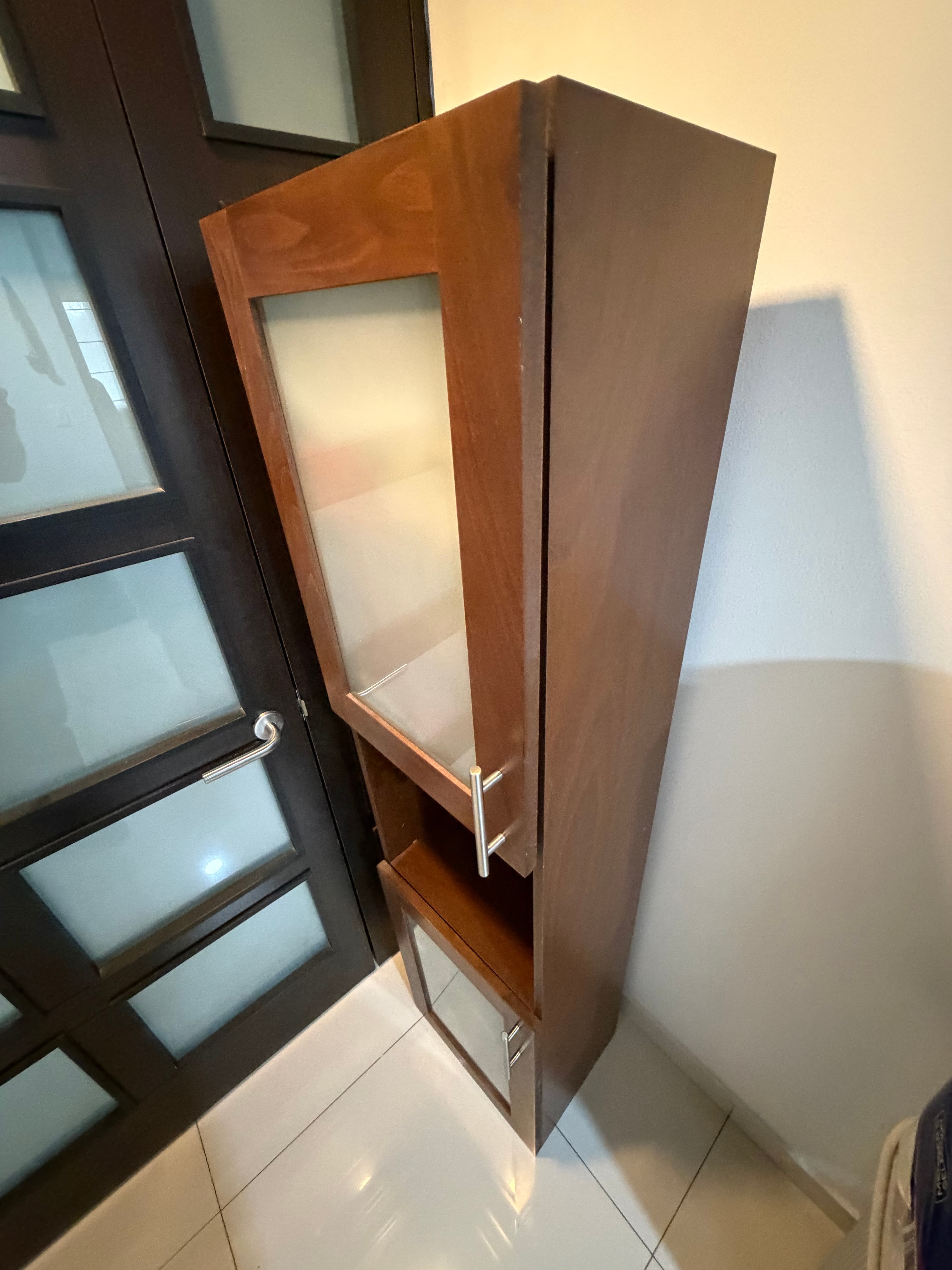 imagen de producto Mueble para organizar y guardar manteles o linos