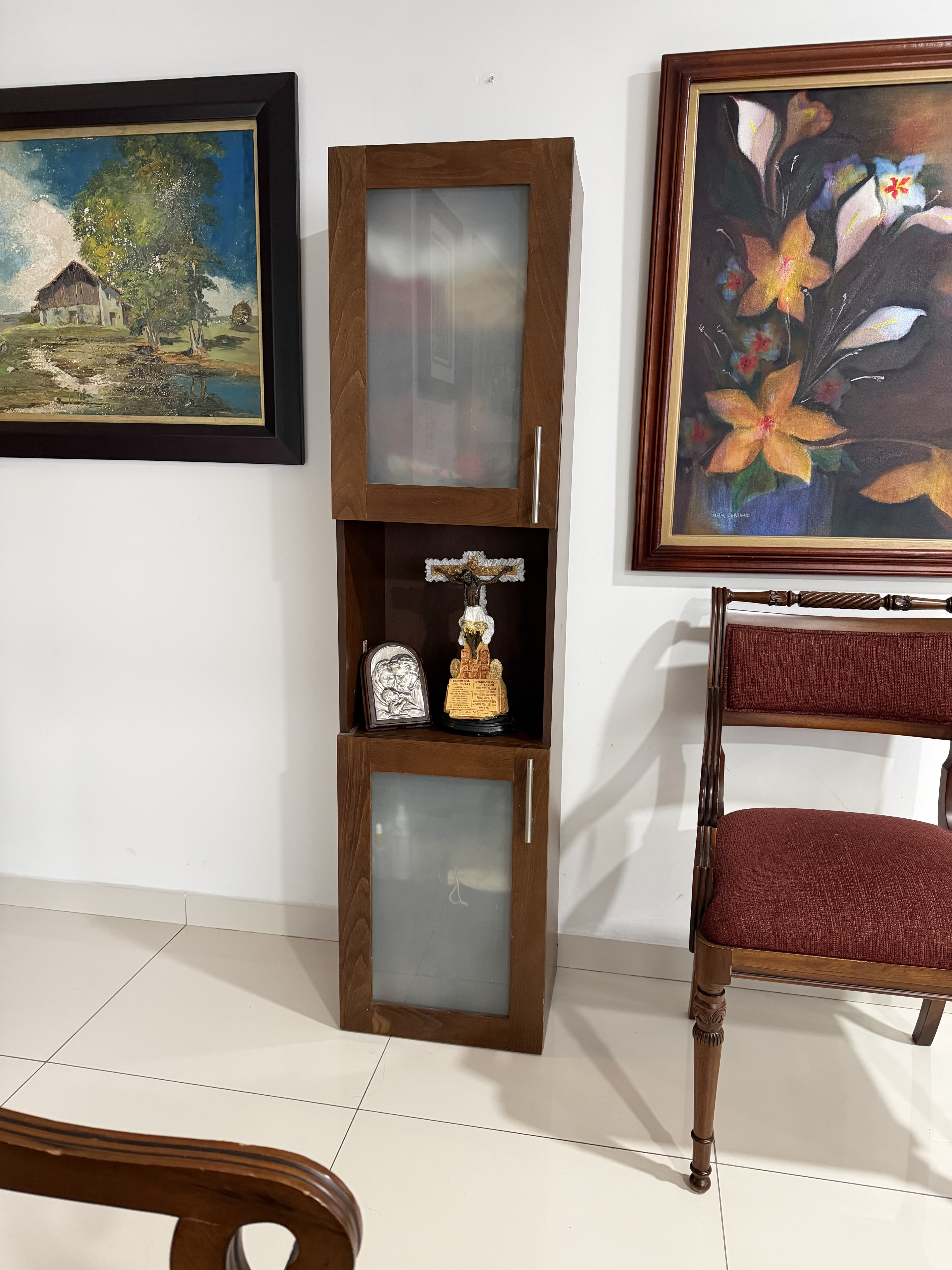 imagen de producto Mueble para organizar y guardar manteles o linos
