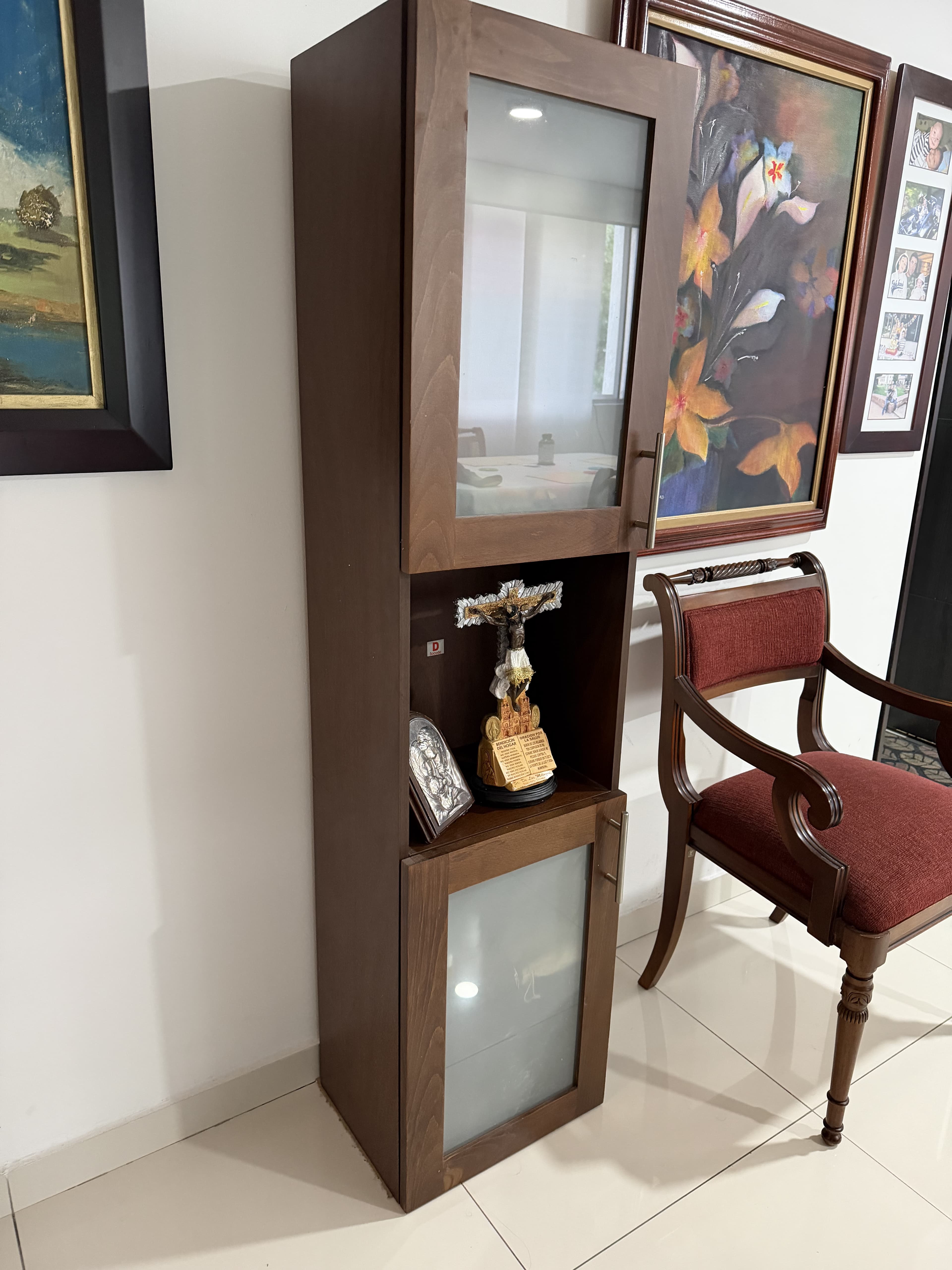 imagen de producto Mueble para organizar y guardar manteles o linos
