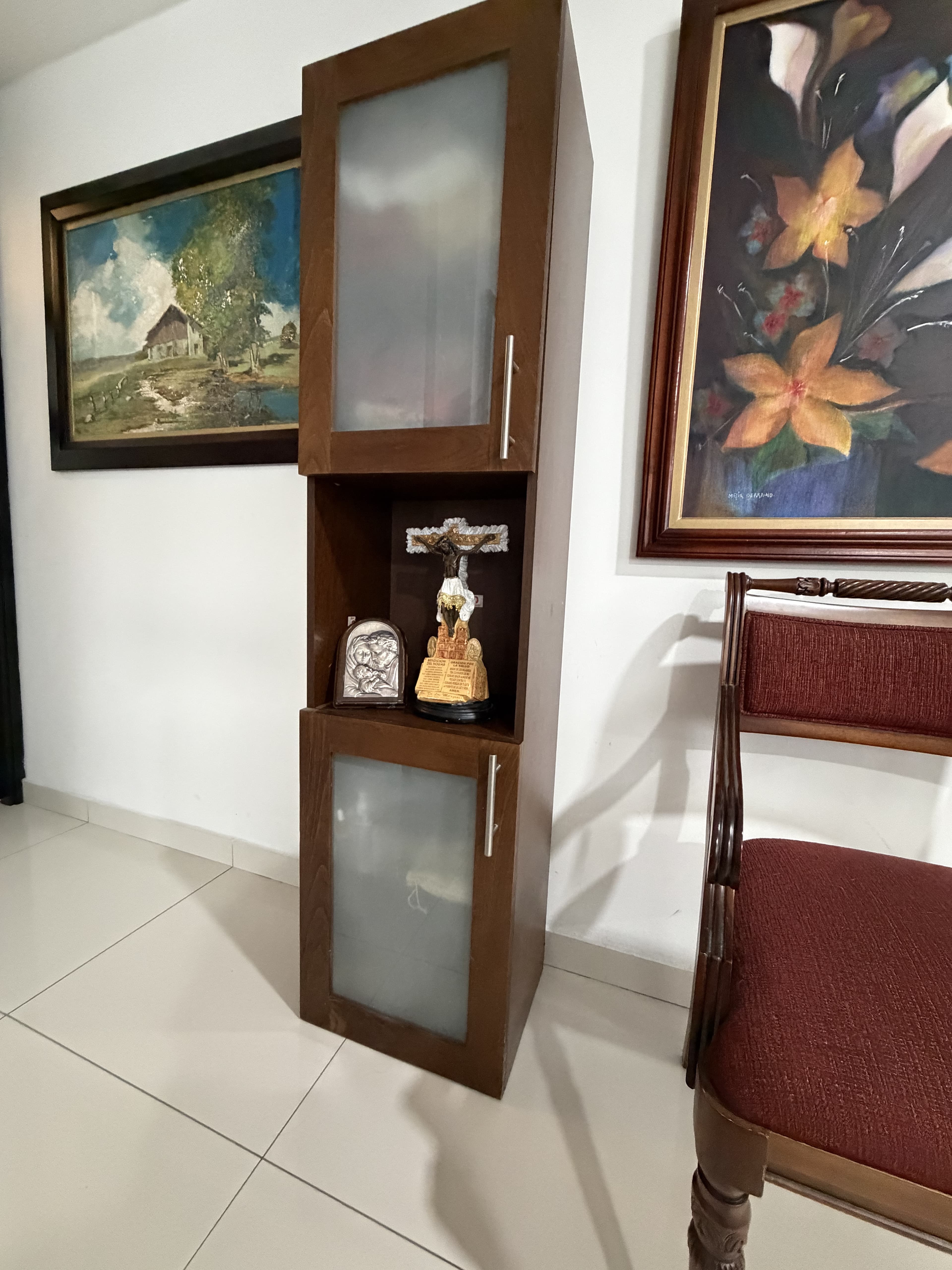 imagen de producto Mueble para organizar y guardar manteles o linos