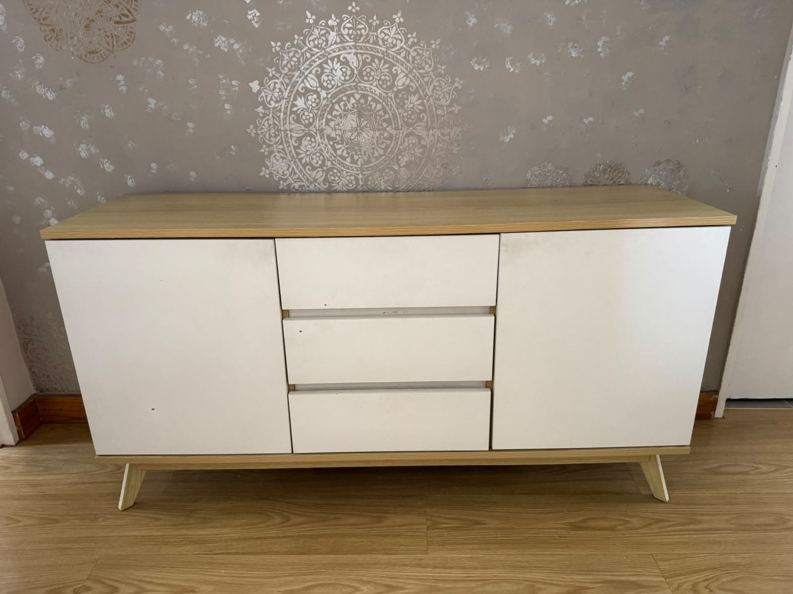 imagen de producto Bifé o mueble auxiliar