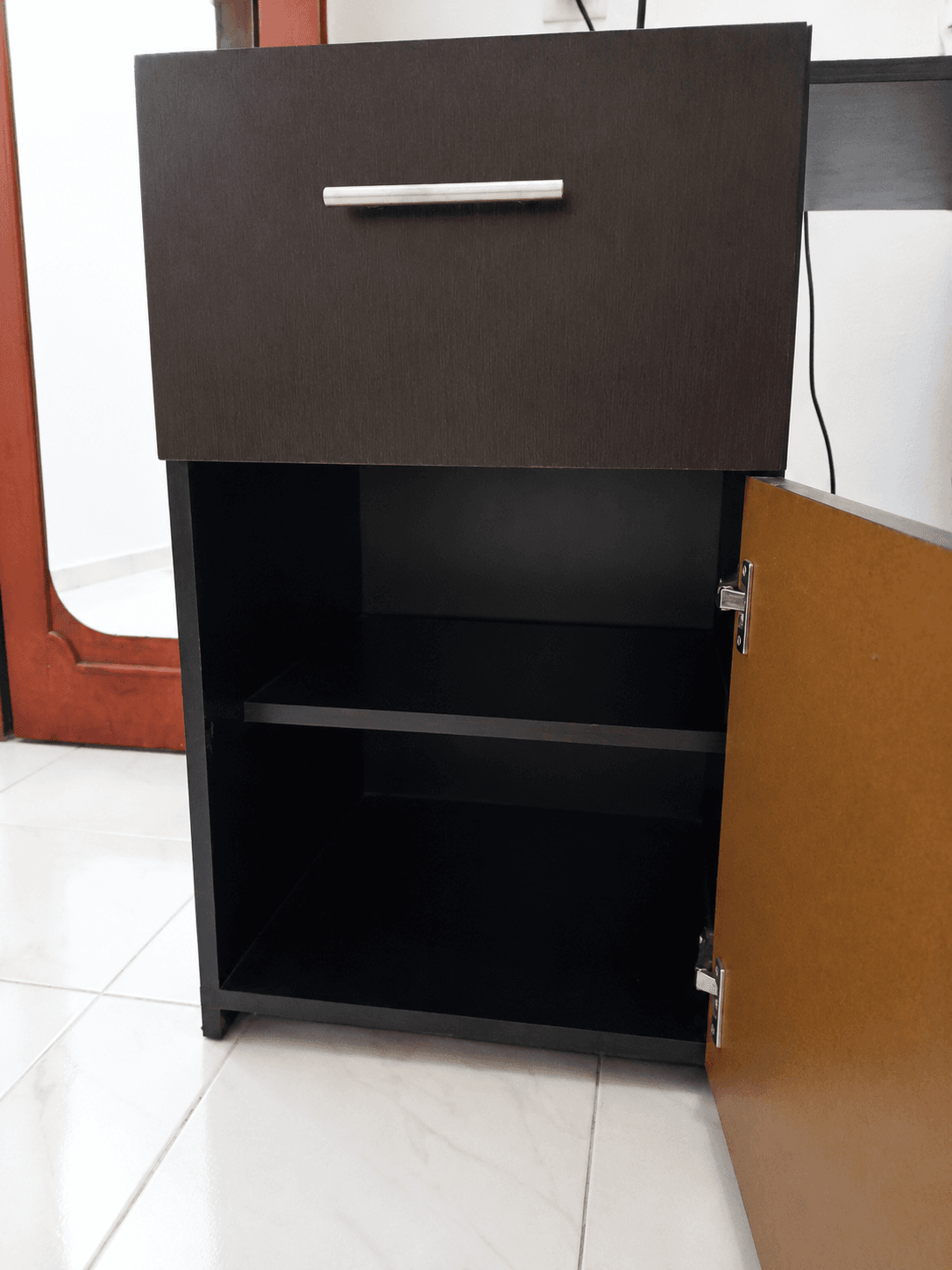 imagen de producto Escritorio amplio en madera