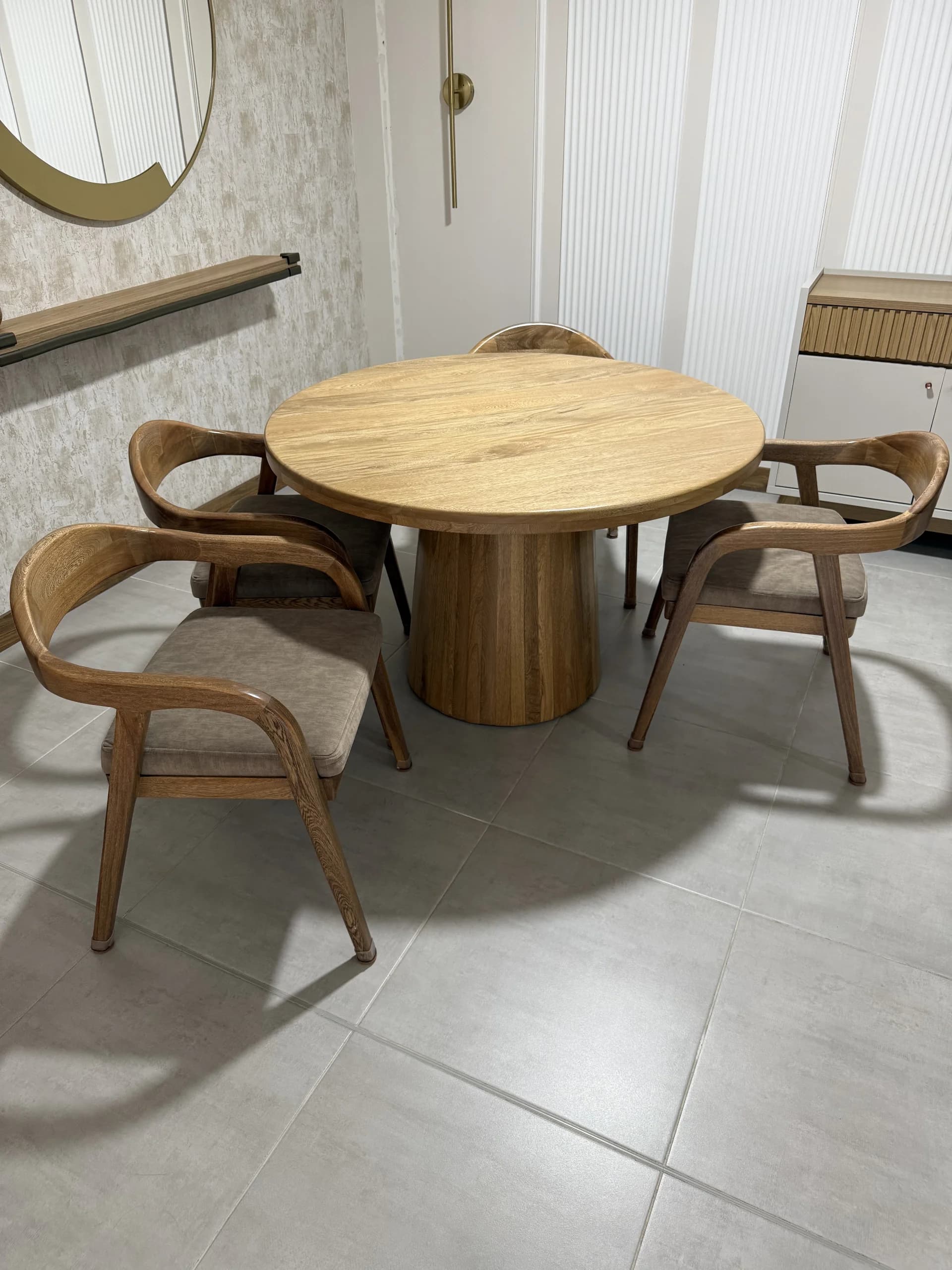 imagen de producto Comedor De Roble 4 Puestos Excelente Estado (9/10)