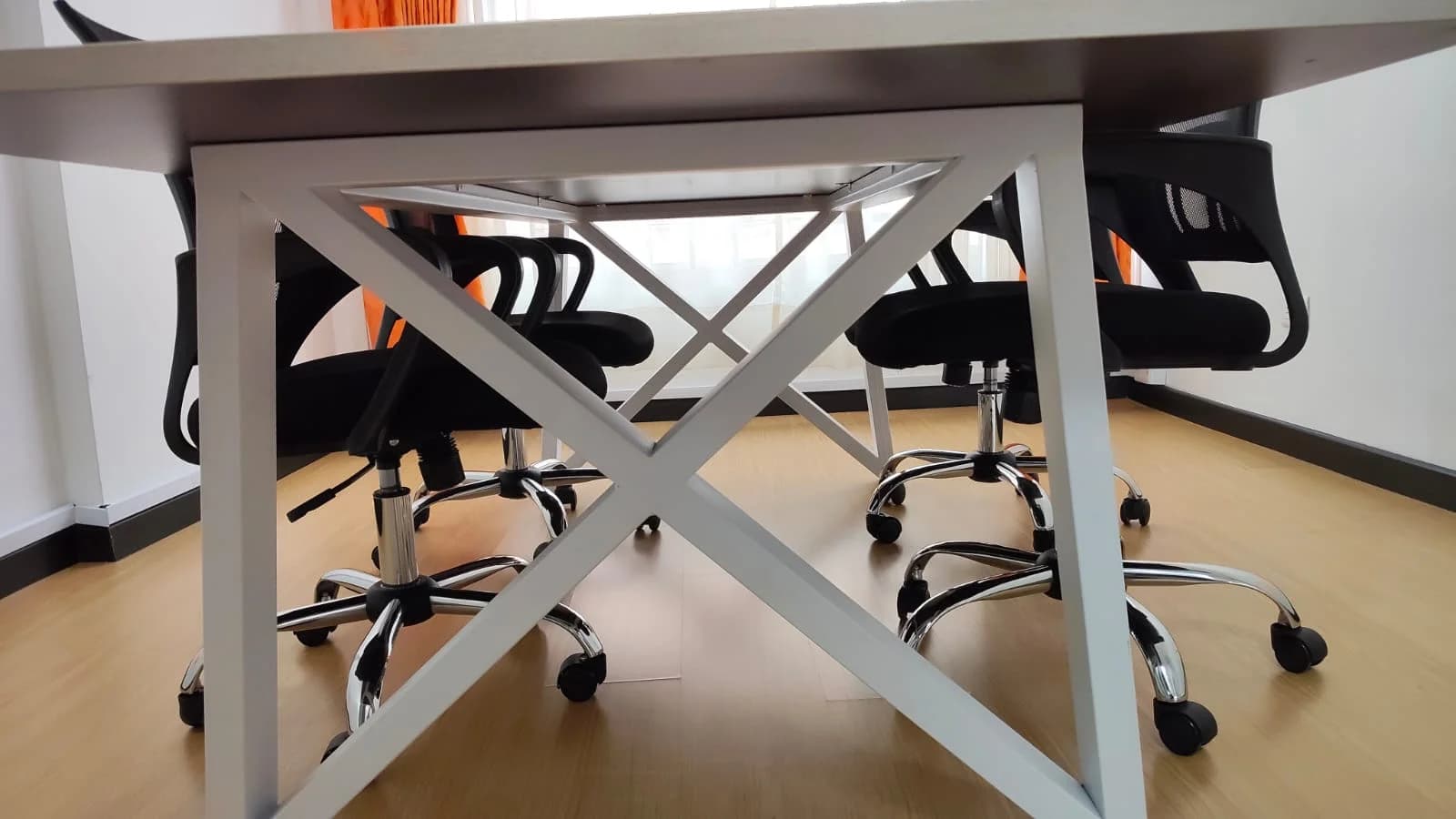 imagen de producto Mesa de Juntas incluye 4 sillas