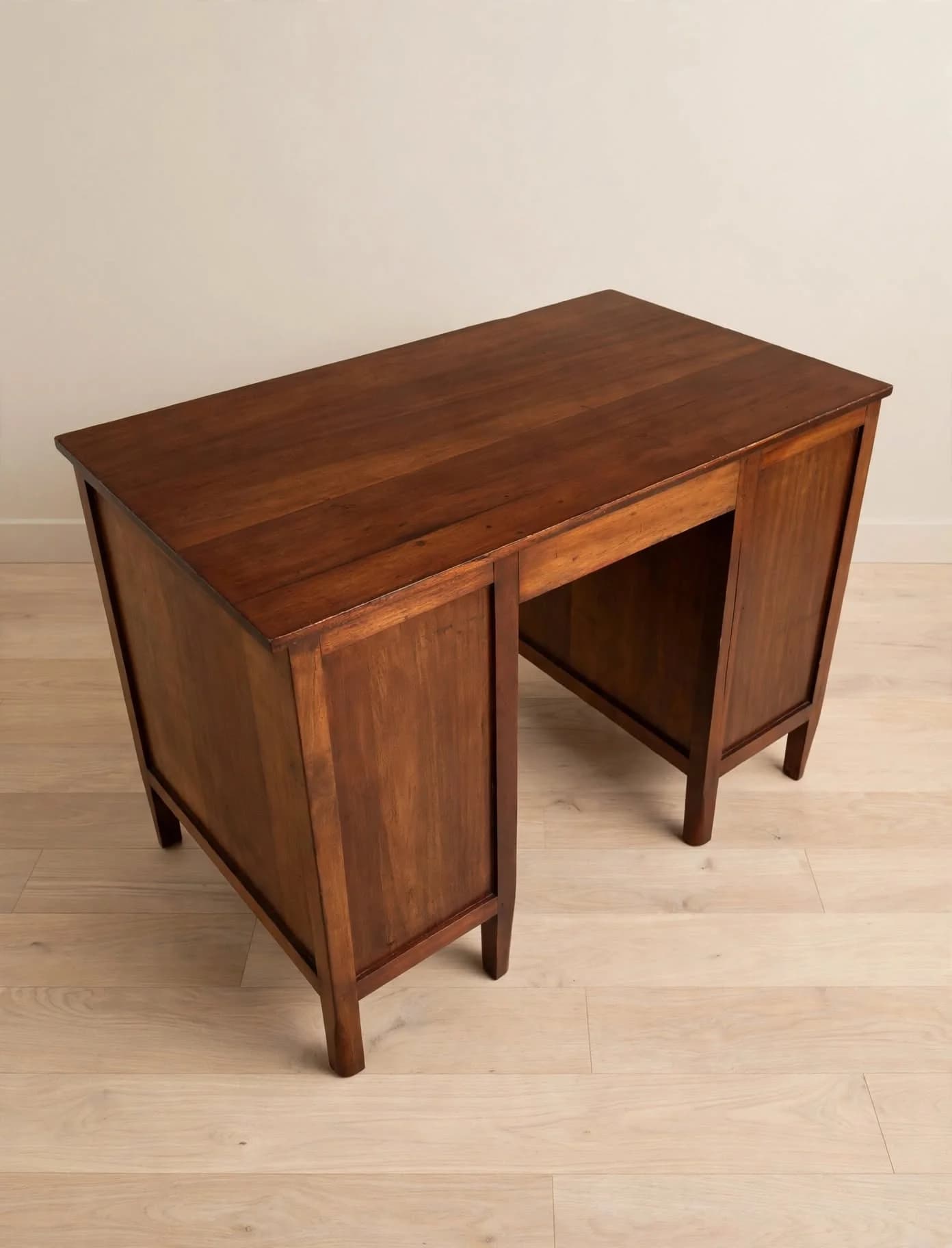 imagen de producto ESCRITORIO ANTIGUO MADERA CEDRO MACIZO 6 CAJONES