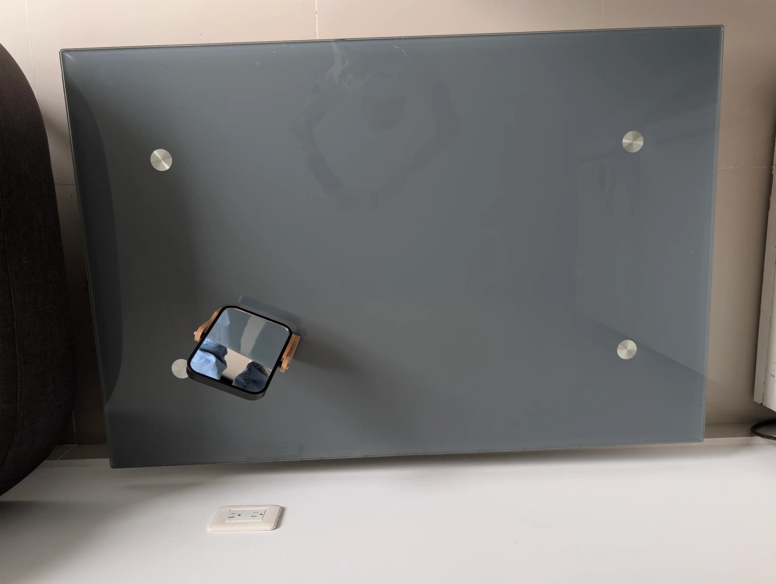 imagen de producto Mesa de centro extensible verticalmente gris humo.