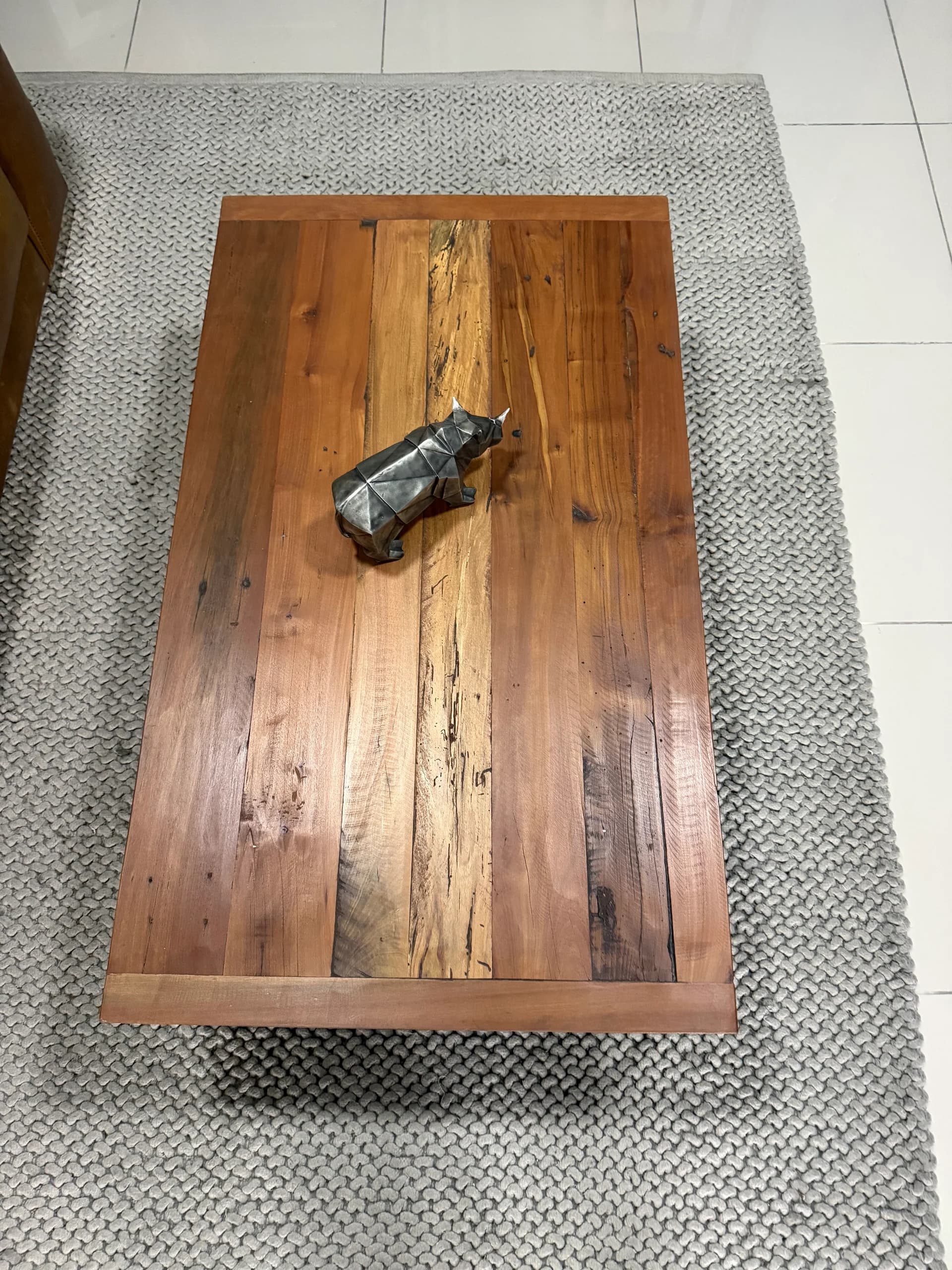imagen de producto Mesa de Centro en madera maciza