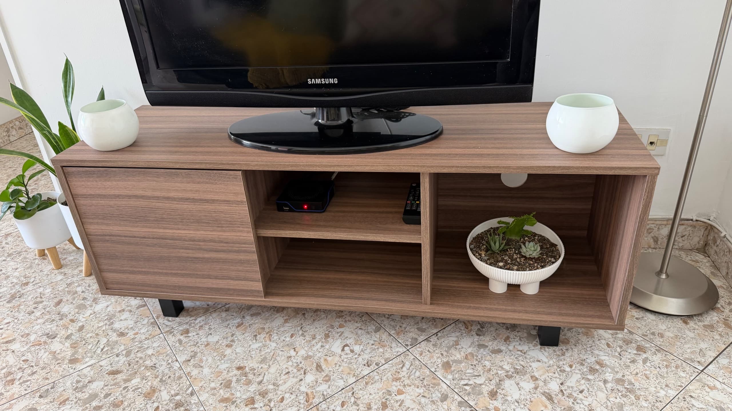 imagen de producto Mesa auxiliar o mesa de TV