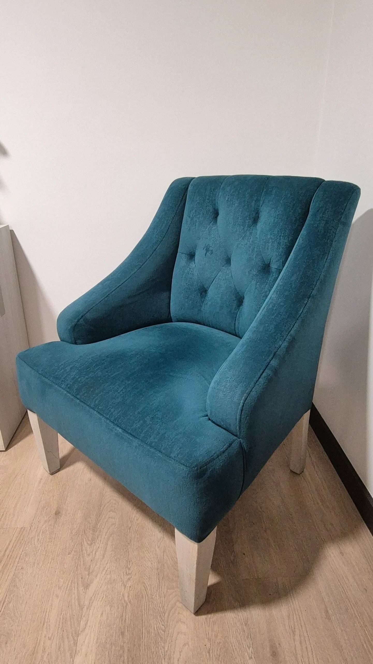 imagen de producto Silla tipo poltrona