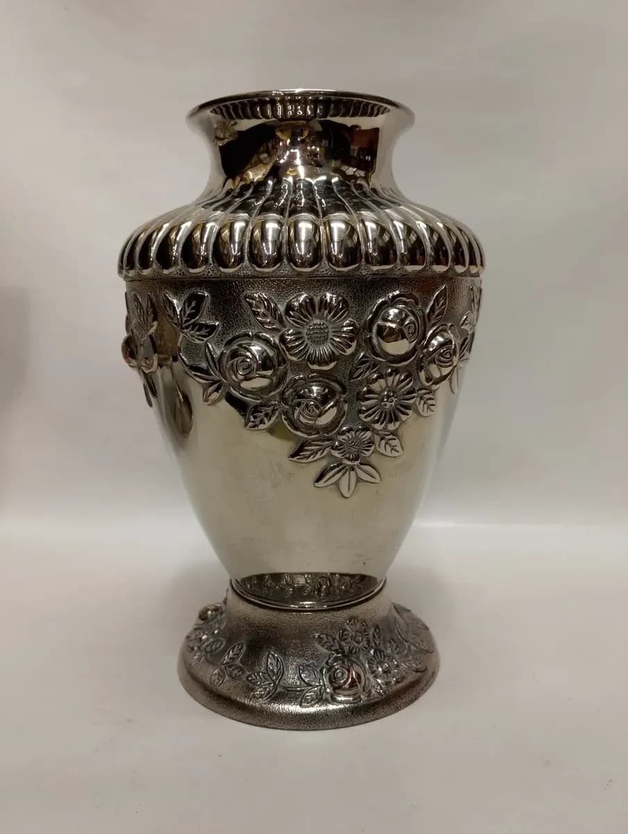 imagen de producto FLORERO ANTIGUO ITALY COBRE BAÑO PLATA DE FLORES