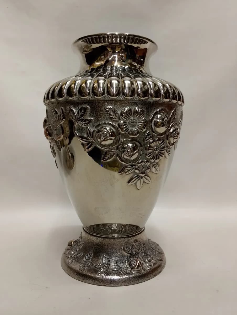 imagen de producto FLORERO ANTIGUO ITALY COBRE BAÑO PLATA DE FLORES