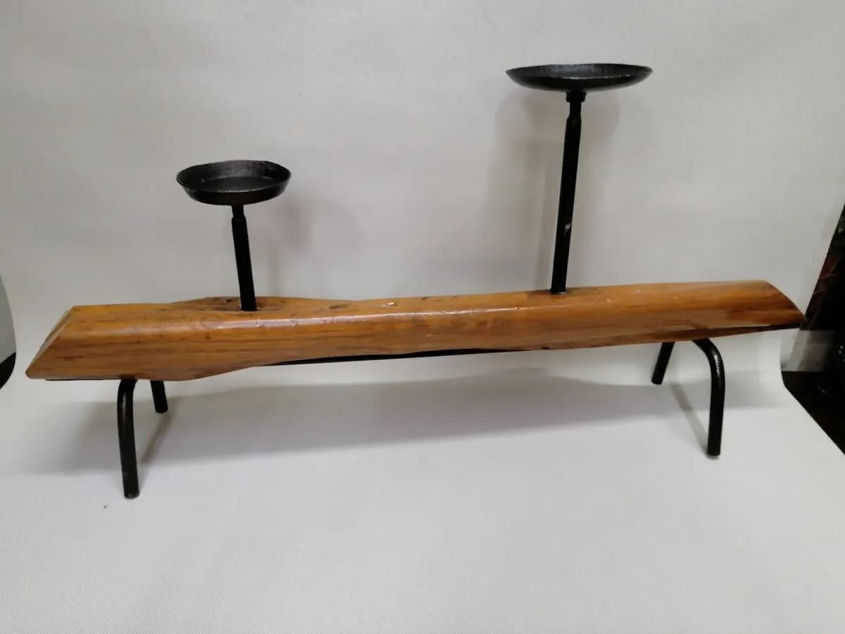 imagen de producto Candelabro En Hierro Y Madera Guayabo