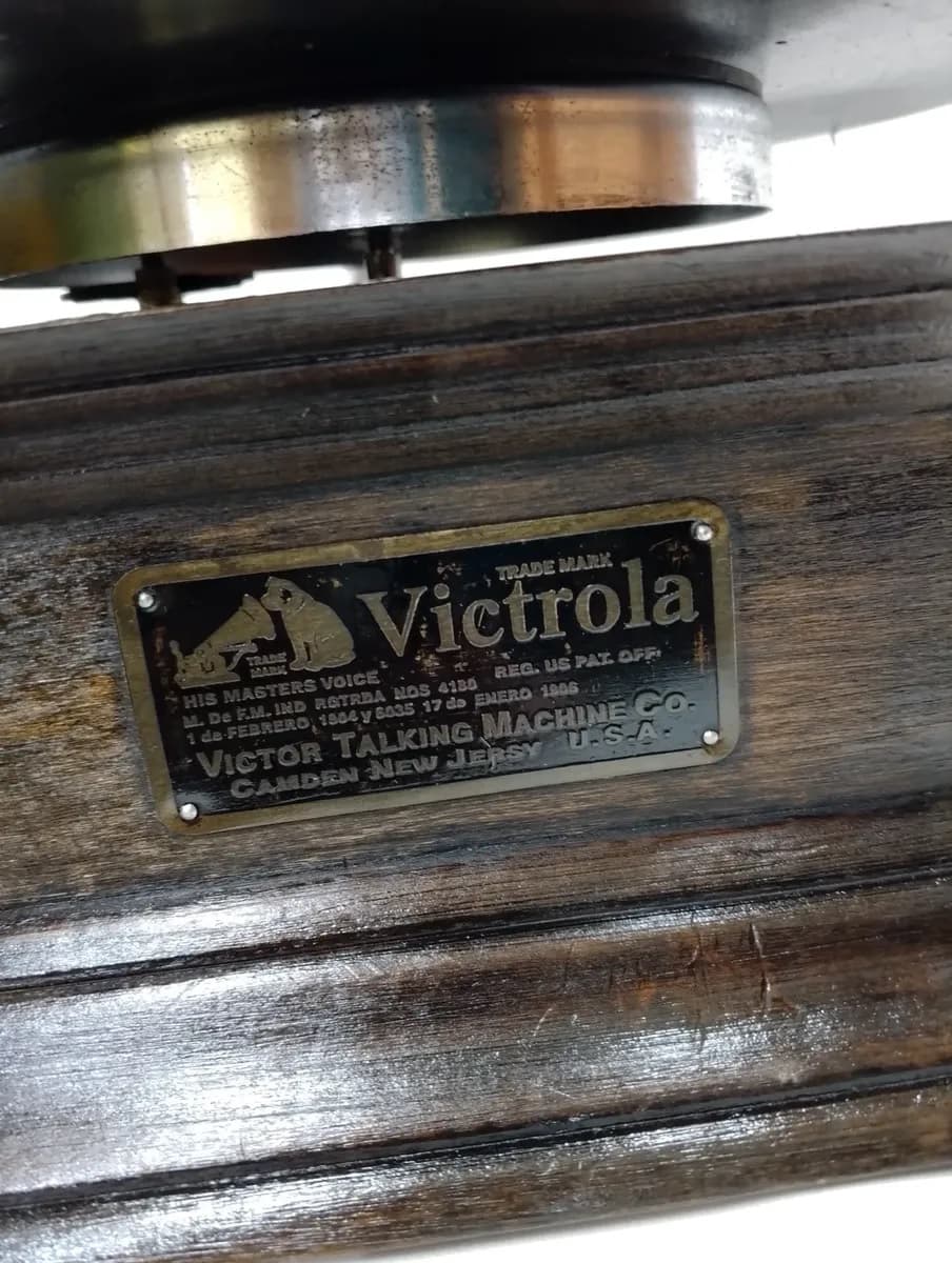 imagen de producto Victrola Antigua Rca Victor 1890 Decorativa