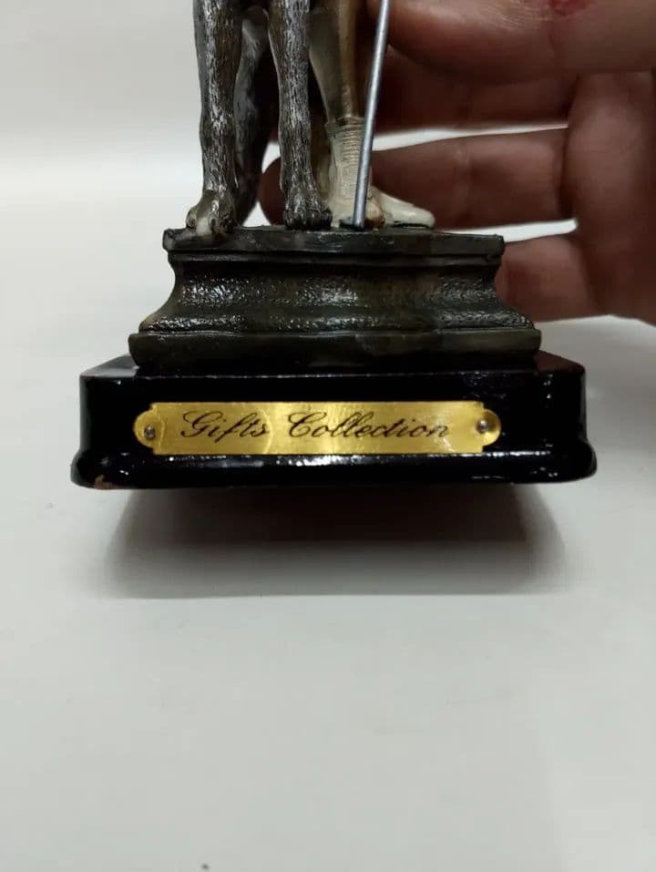 imagen de producto ESCULTURA ANTIGUA ITALY DIANA LA CAZADORA
