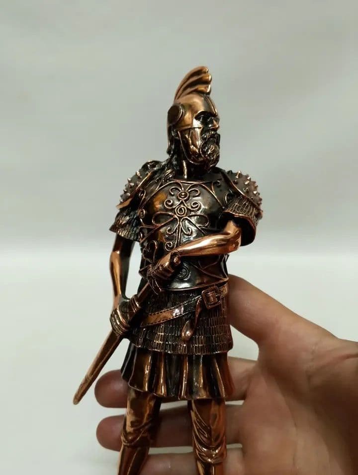 imagen de producto ESCULTURA ANTIGUA GUERRERO ESPARTANO REY LEONIDAS