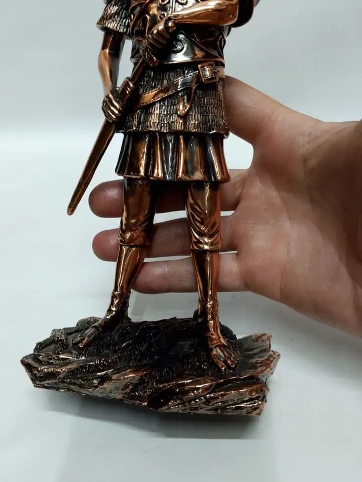 imagen de producto ESCULTURA ANTIGUA GUERRERO ESPARTANO REY LEONIDAS