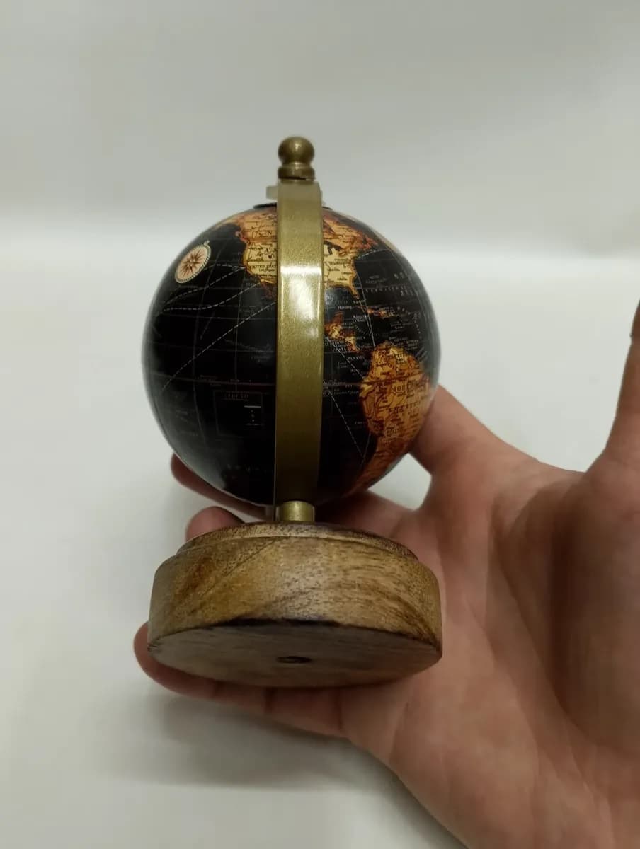 imagen de producto Mapamundi Antiguo Madera Y Antimonio Negro Pequeño