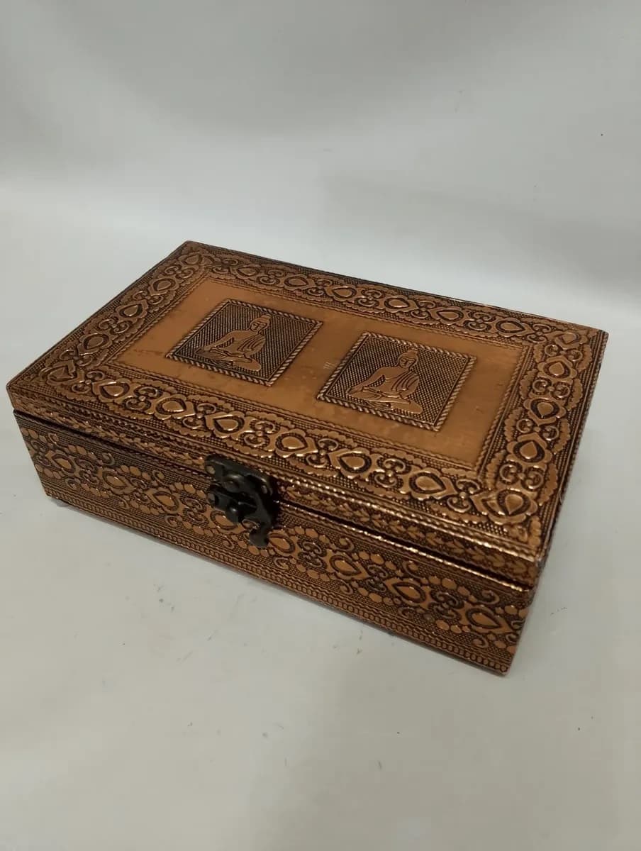 imagen de producto Cofre Antiguo Lamina Cobre Tallado Buda Grande