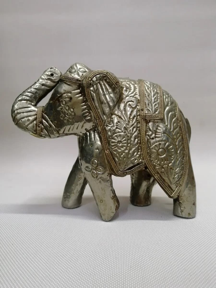 imagen de producto Escultura Elefante Sagrado De La India Antiguo
