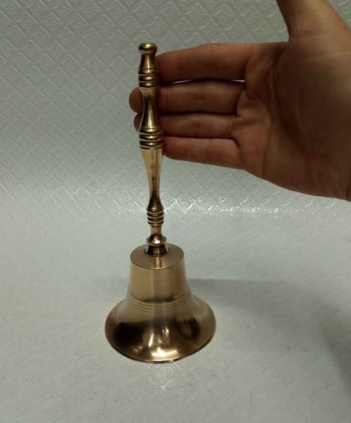 imagen de producto CAMPANA MANO HINDU ANTIGUA GRANDE BRONCE MACIZO