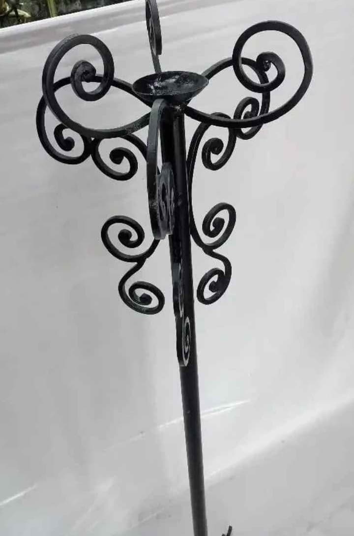 imagen de producto CANDELABRO PIE HIERRO FORJA 1 VELON
