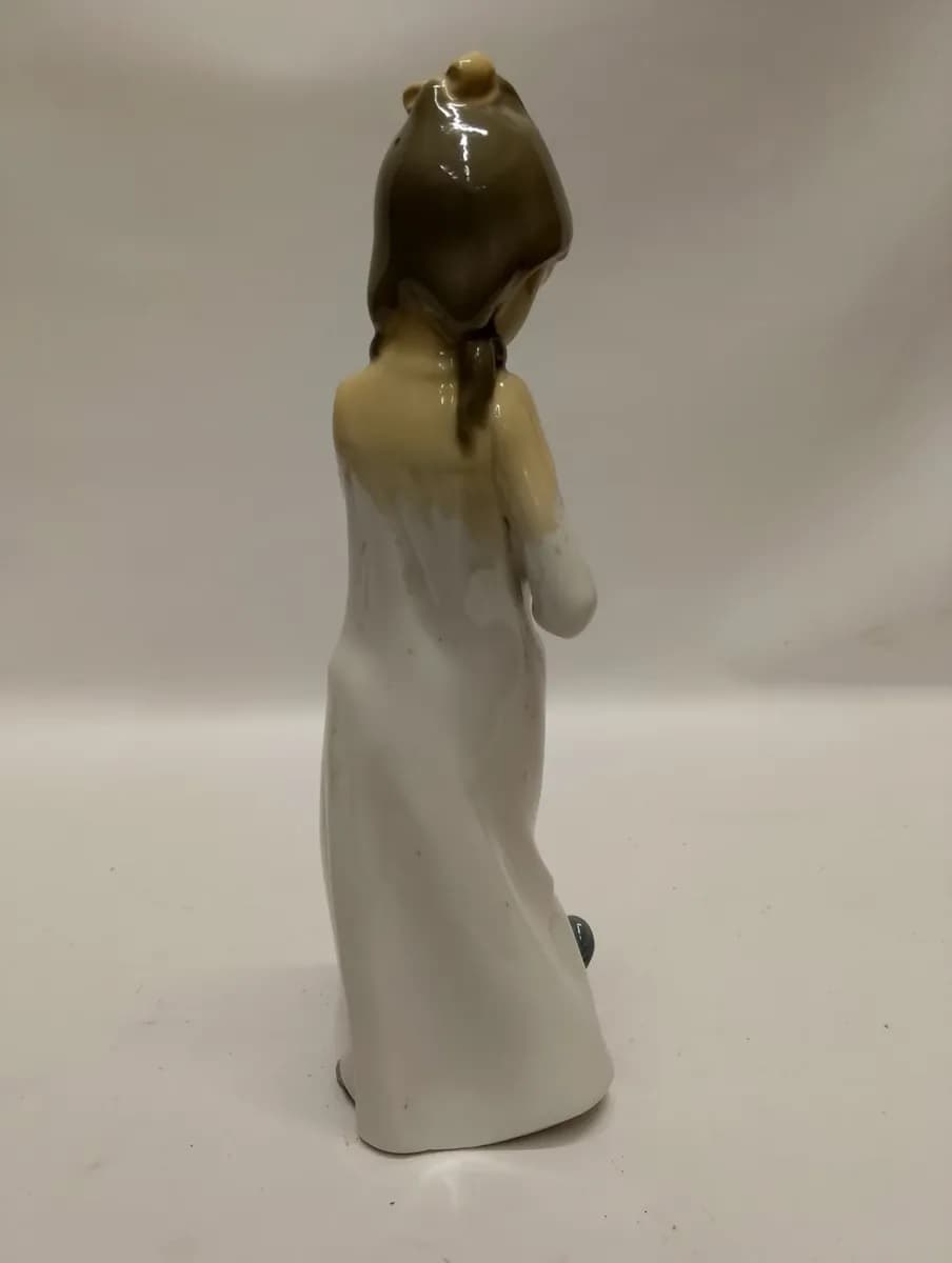 imagen de producto Porcelana Antigua Niña Y Perro Lladro Firmada
