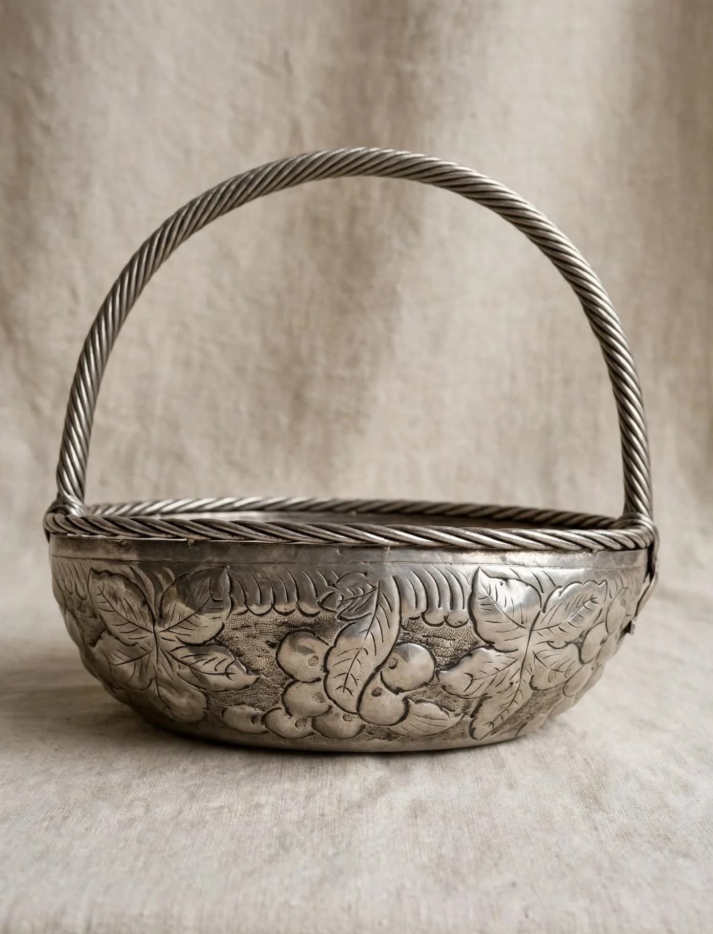 imagen de producto CANASTA FRUTERO DE MESA HINDU ANTIGUO BRONCE