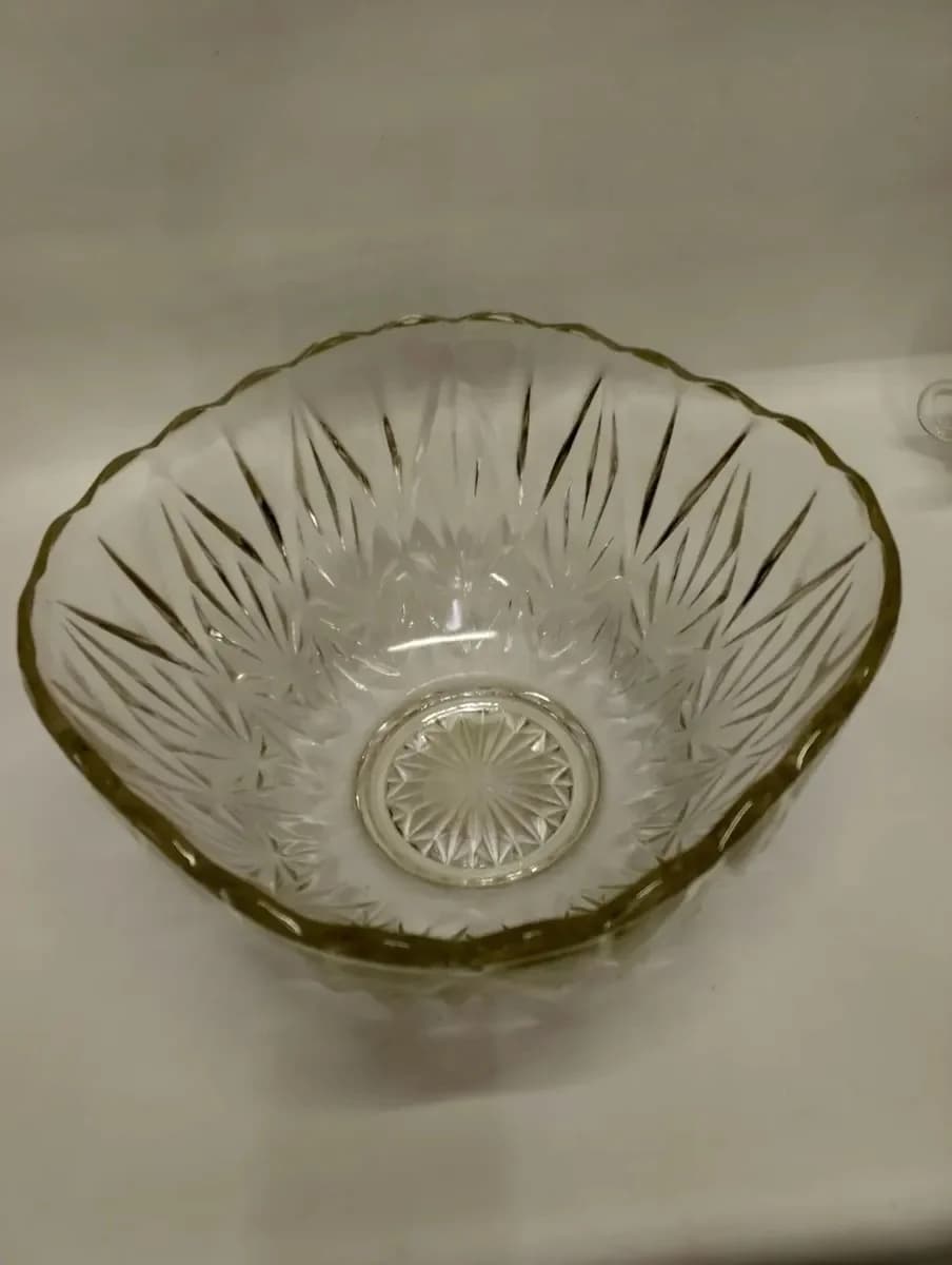 imagen de producto Frutero Antiguo De Mesa En Cristal Tallado Grande