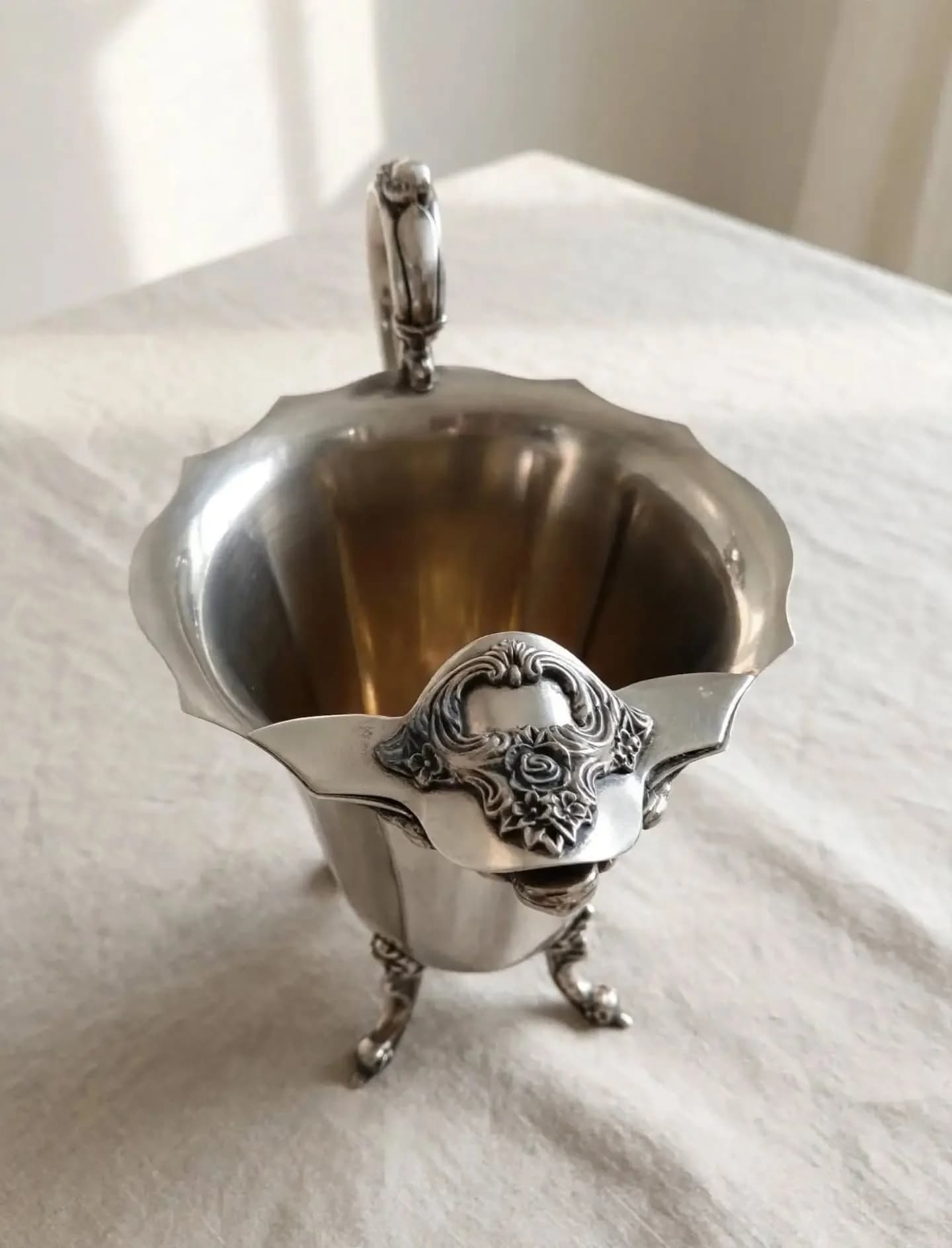imagen de producto JARRA HIELERA ANTIGUA U.S.A RAIMOND 1950 BRONCE