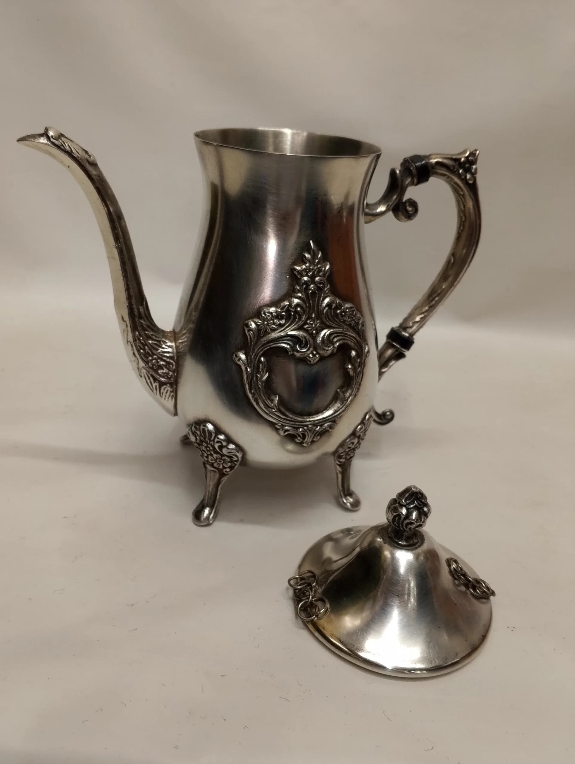 imagen de producto TETERA ANTIGUA LEONARD 1950 BRONCE BAÑO PLATA