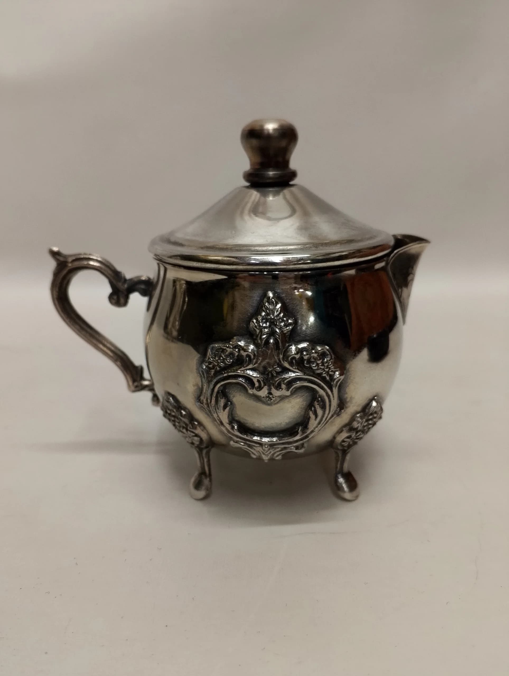 imagen de producto AZUCARERA ANTIGUA LEONARD 1950 BRONCE BAÑO PLATA