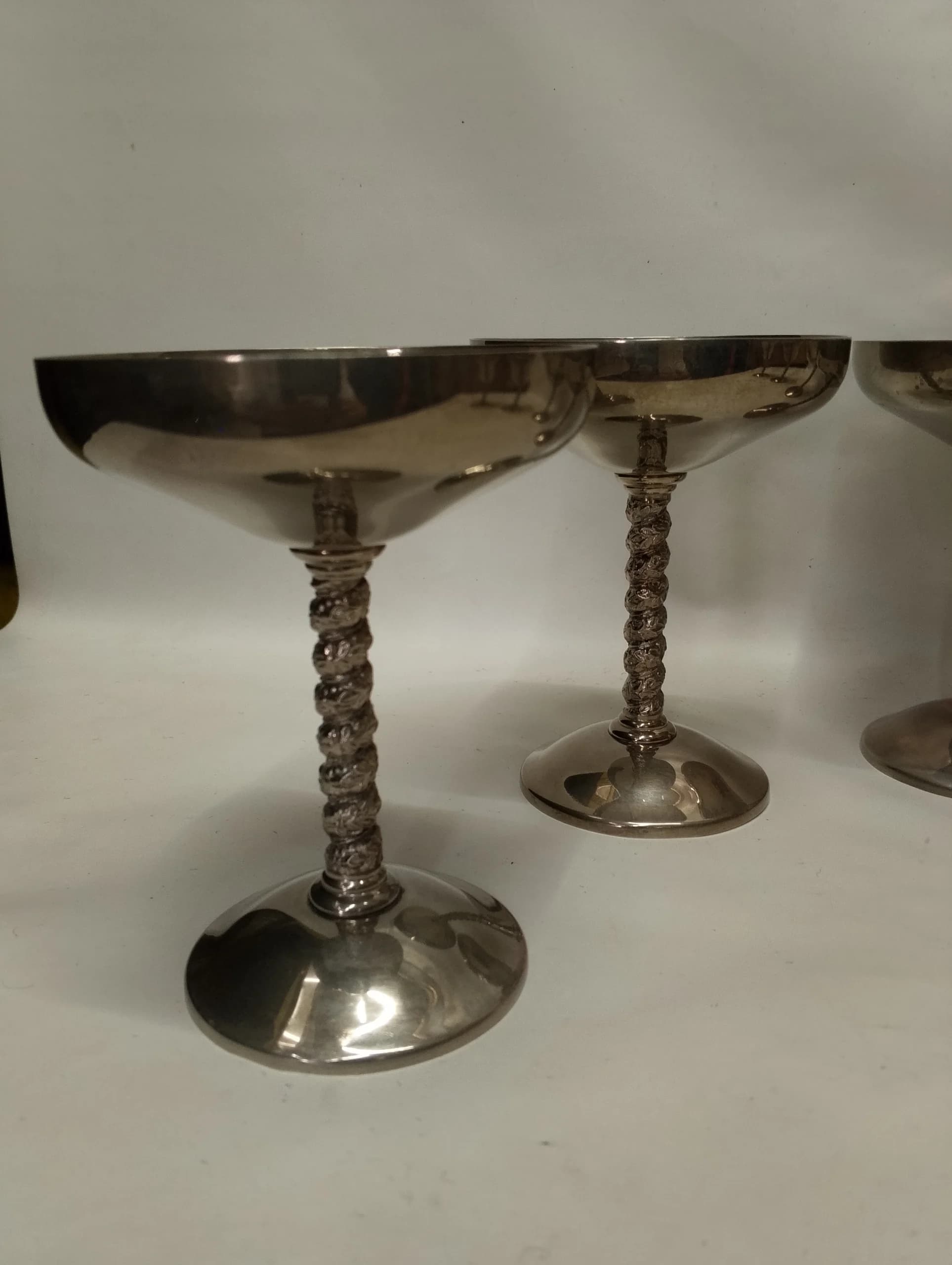 imagen de producto COPA CALIZ ANTIGUO BOMBAY 1950 BRONCE BAÑO PLATA