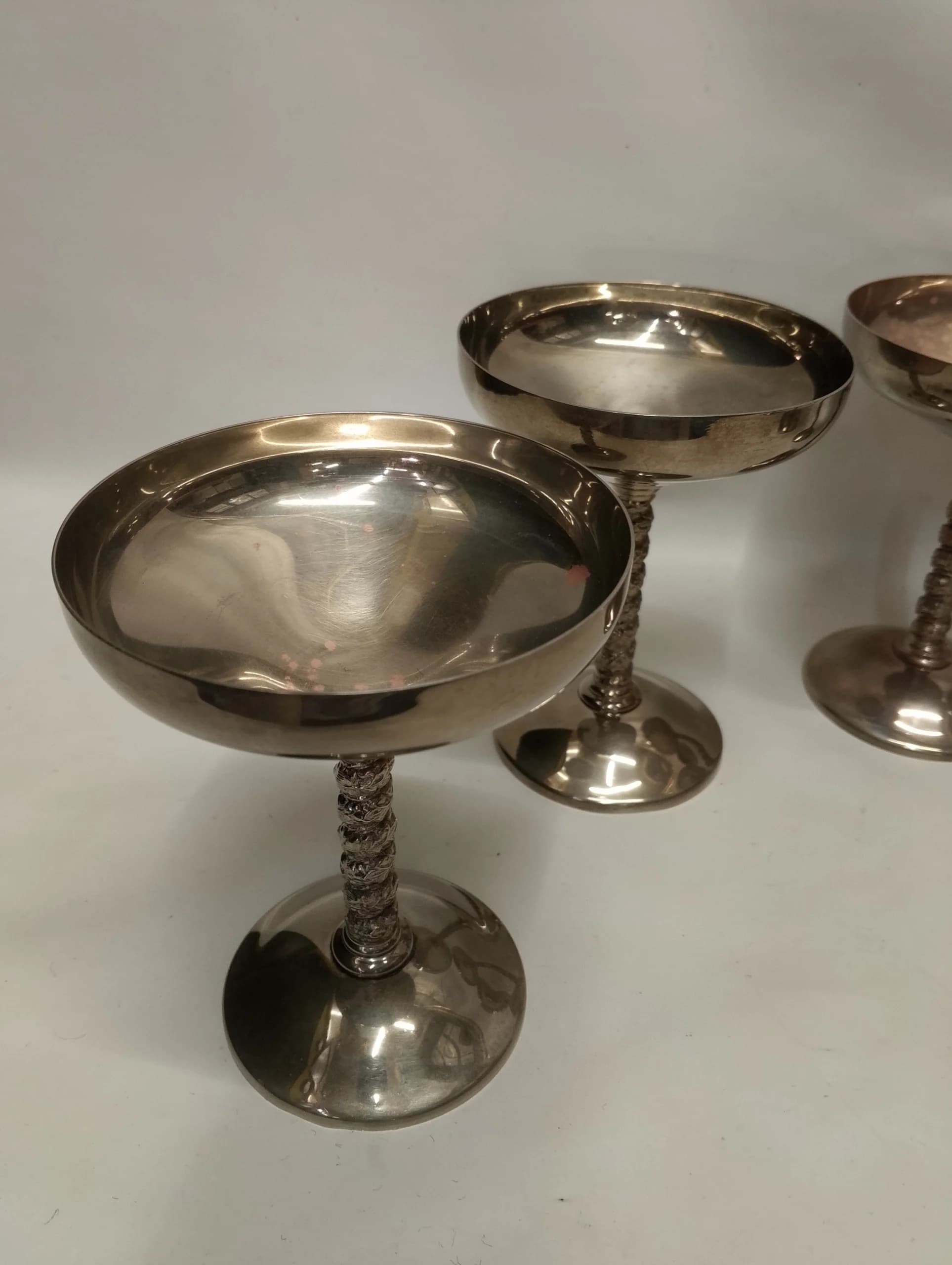 imagen de producto COPA CALIZ ANTIGUO BOMBAY 1950 BRONCE BAÑO PLATA