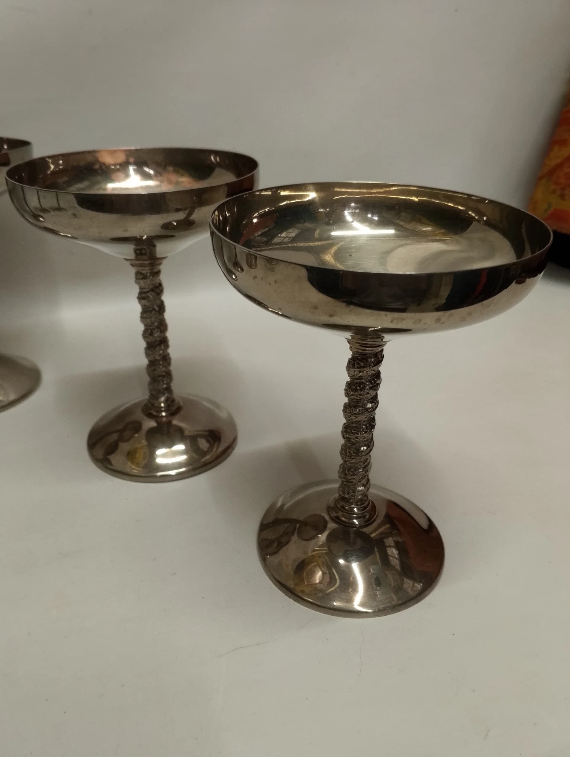 imagen de producto COPA CALIZ ANTIGUO BOMBAY 1950 BRONCE BAÑO PLATA