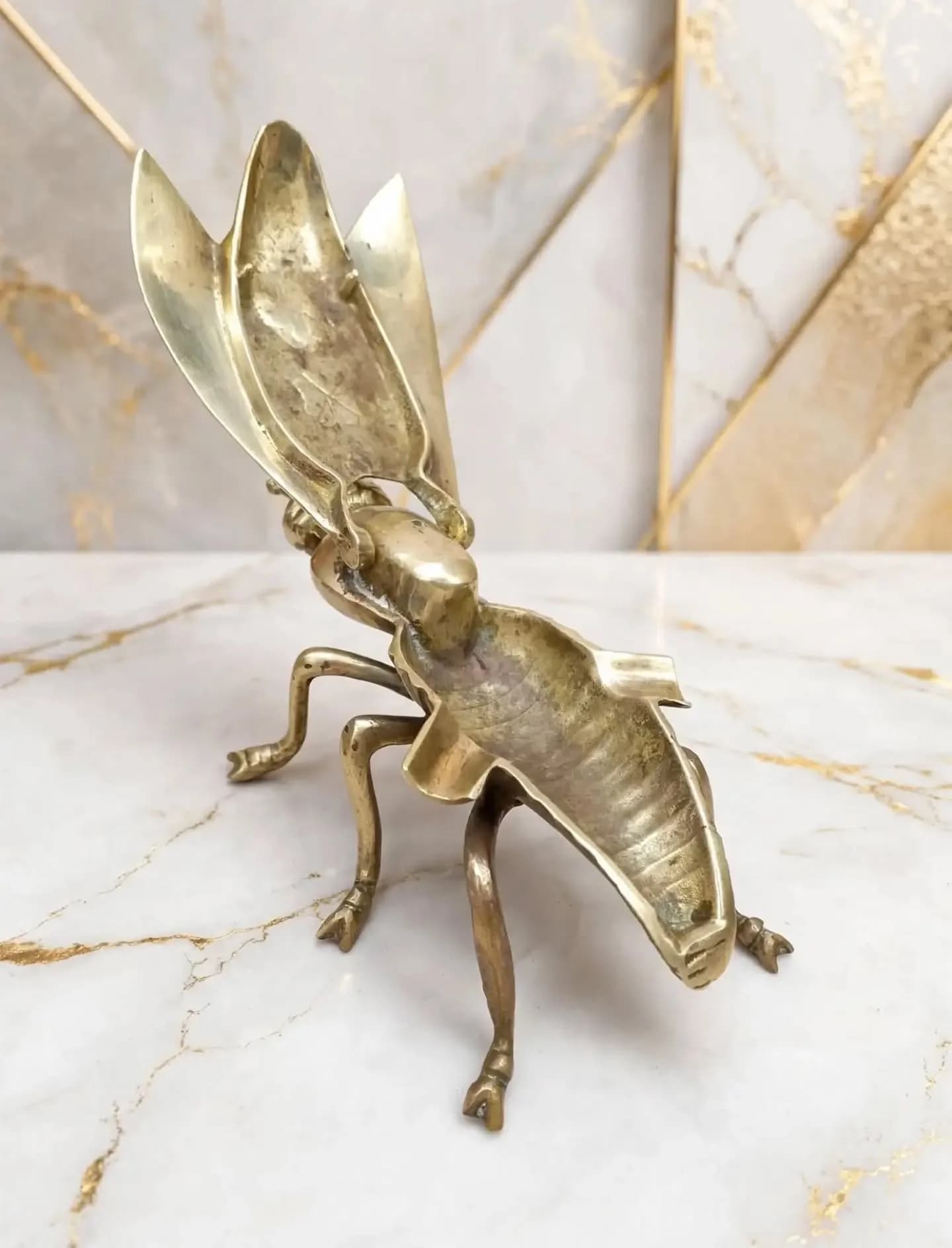 imagen de producto CENICERO DE MESA ANTIGUO EN BRONCE MACIZO MOSCA