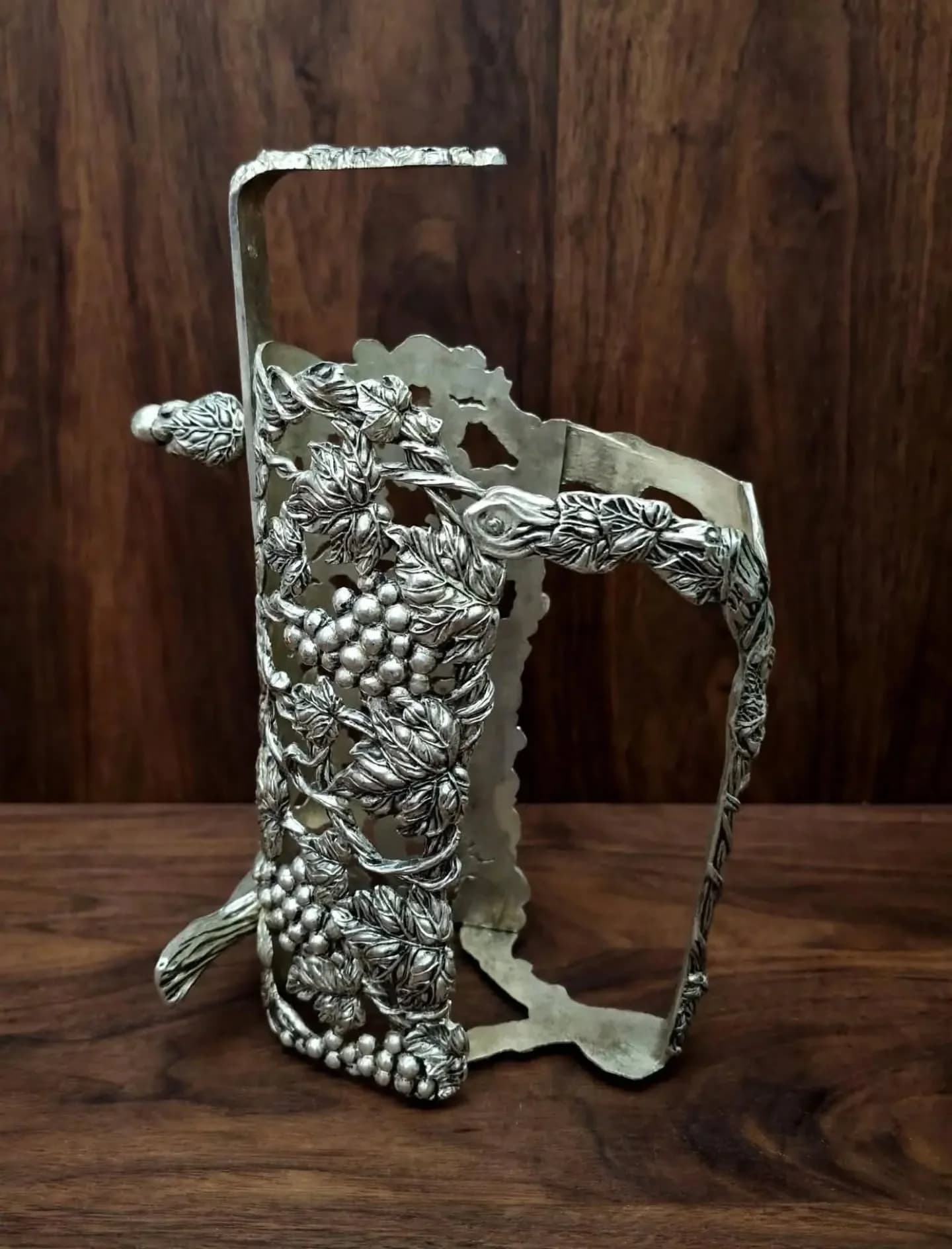imagen de producto PORTA BOTELLAS ANTIGUO ITALY BRONCE BAÑO PLATA