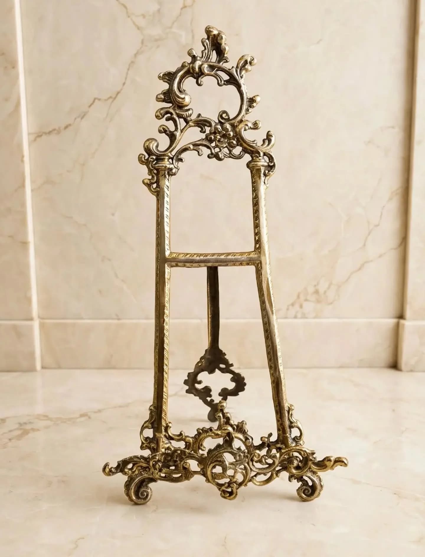 imagen de producto TRIPODE ATRIL DE MESA ANTIGUO EN BRONCE MACIZO