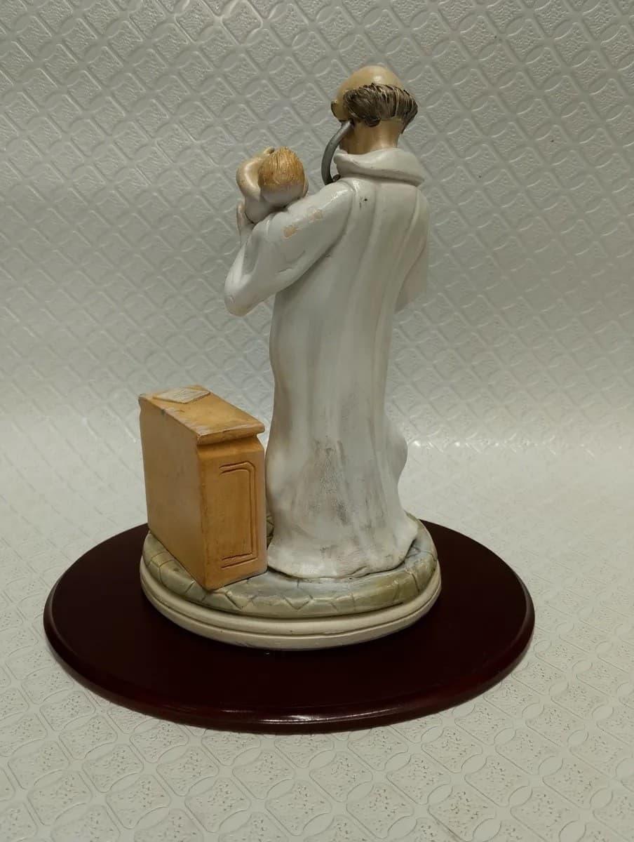 imagen de producto Porcelana Antigua Italy Medico Pediatra