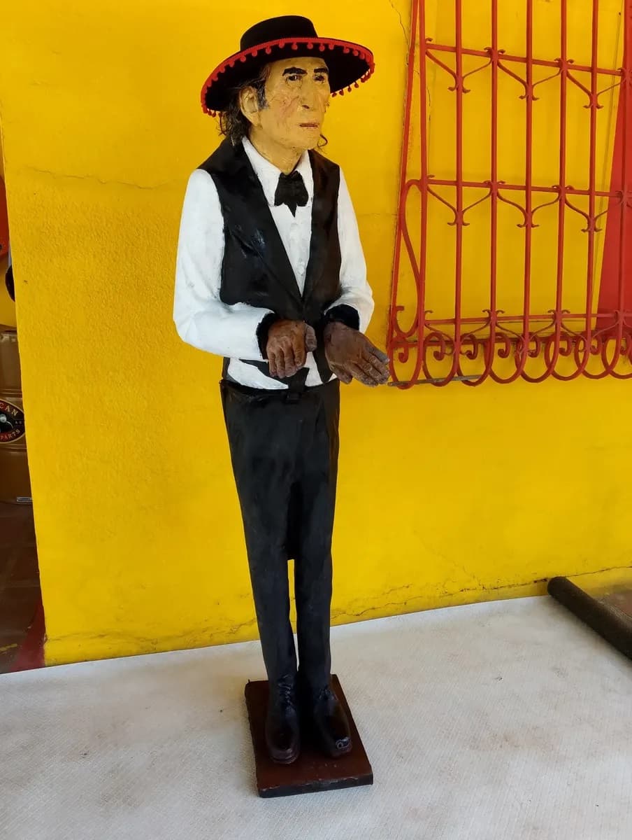 imagen de producto Escultura Gigante Capataz Español Halloween