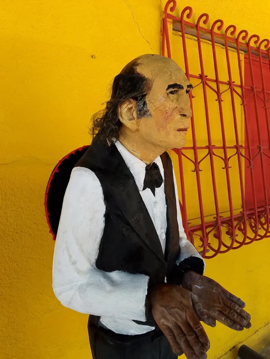 imagen de producto Escultura Gigante Capataz Español Halloween