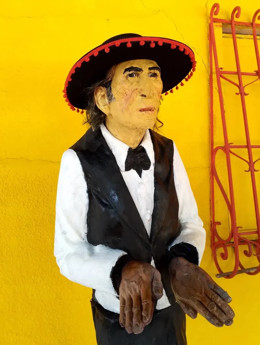 imagen de producto Escultura Gigante Capataz Español Halloween
